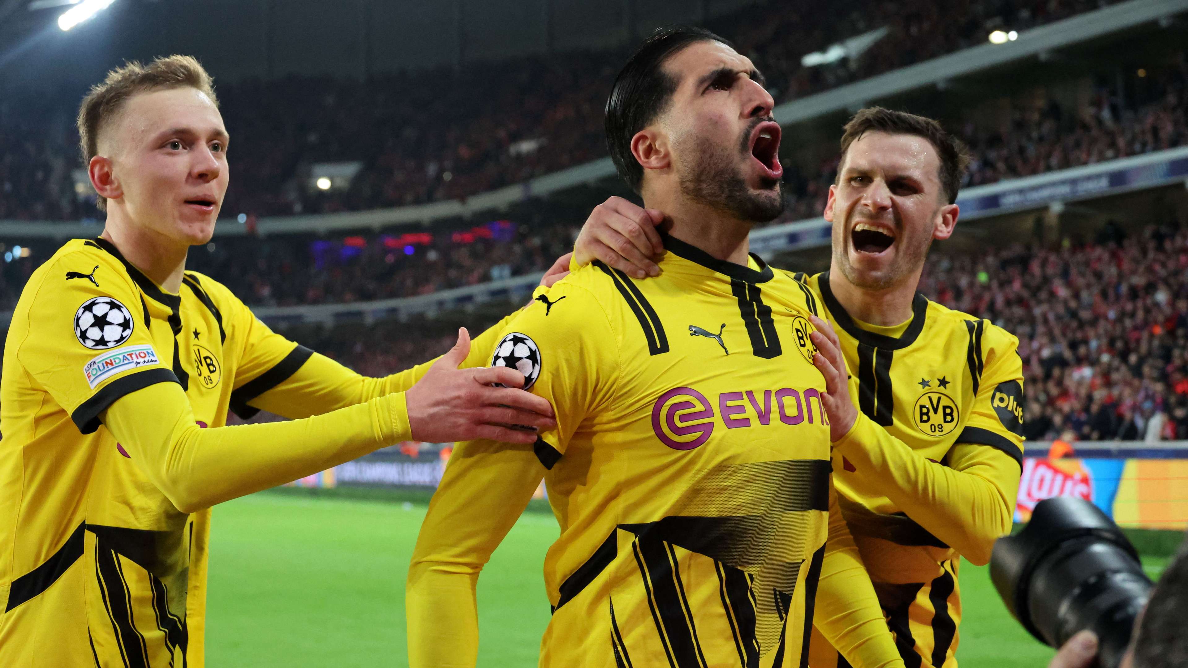 Dortmund set up Barca showdown after comeback win against Lille  
