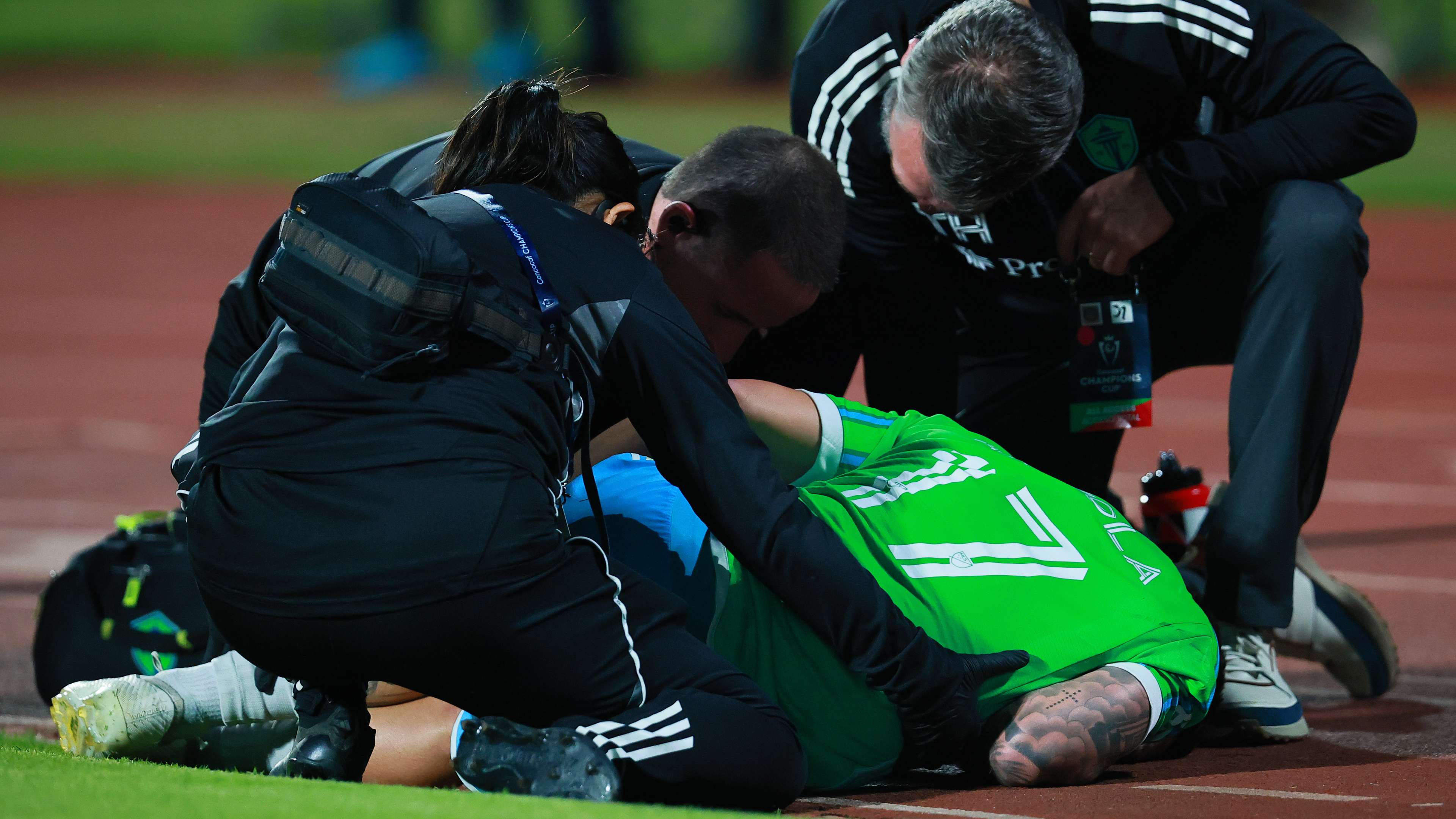 Seattle Sounders' Paul Arriola tears ACL, season likely over  