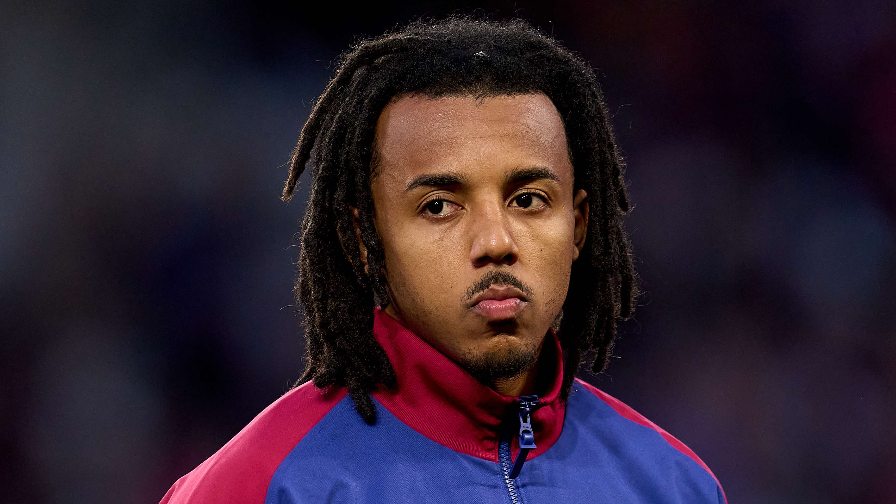 Barca set to offer new contract to star who kept turning up late  