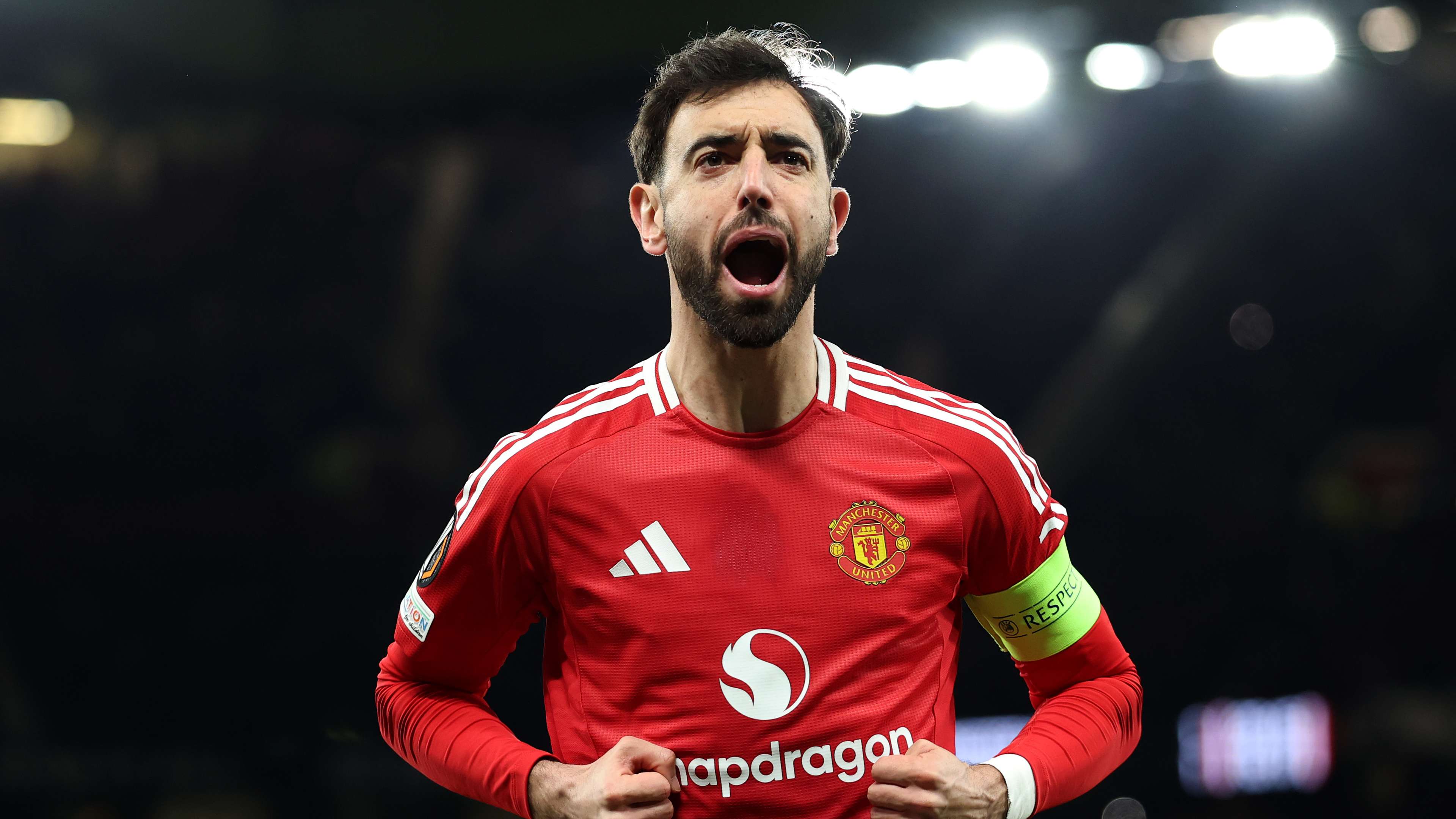 Fernandes 'deserves' to win titles! Amorim hails Man Utd captain  
