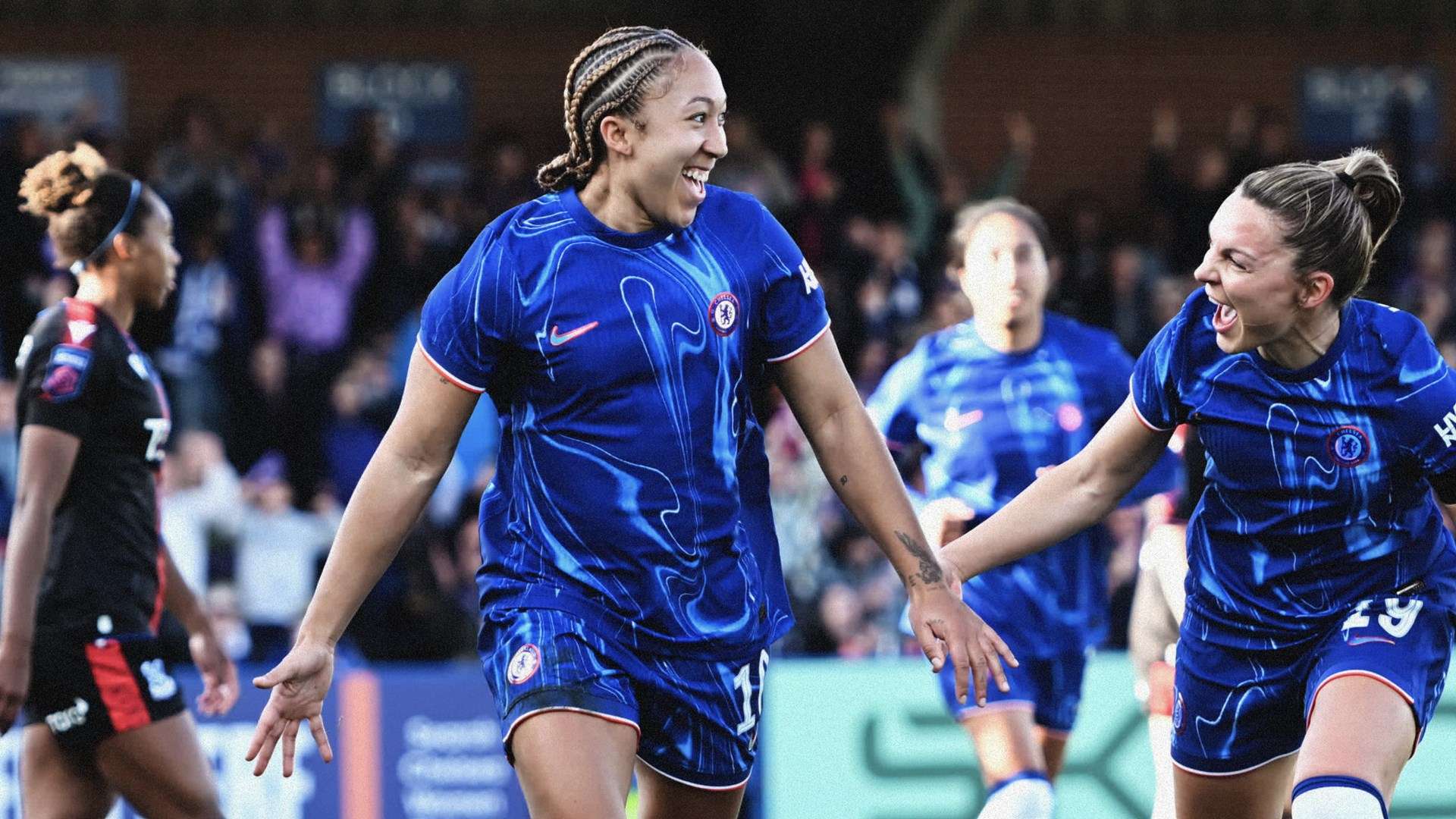 James can't stop scoring! Lioness sends Chelsea into semis  