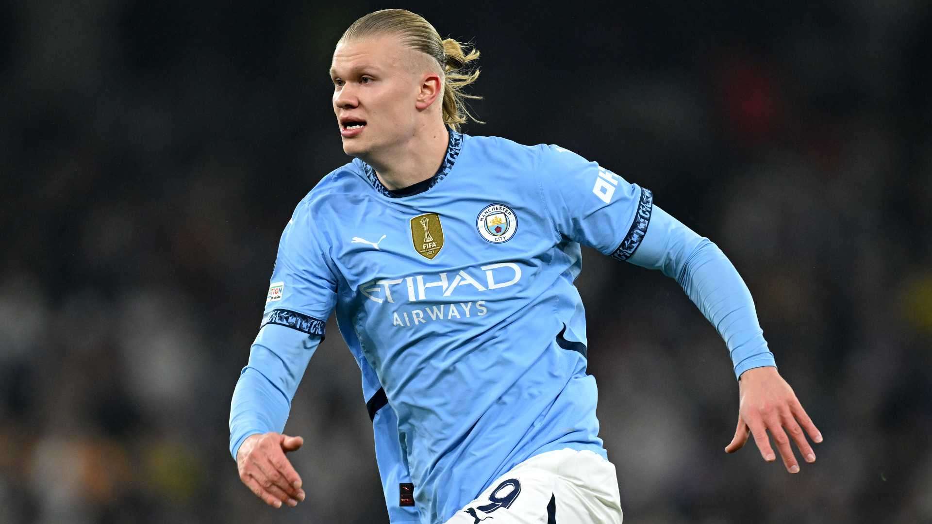 How much does Erling Haaland earn per week and annually at Man City?   How much does Erling Haaland earn per week and annually at Man City?