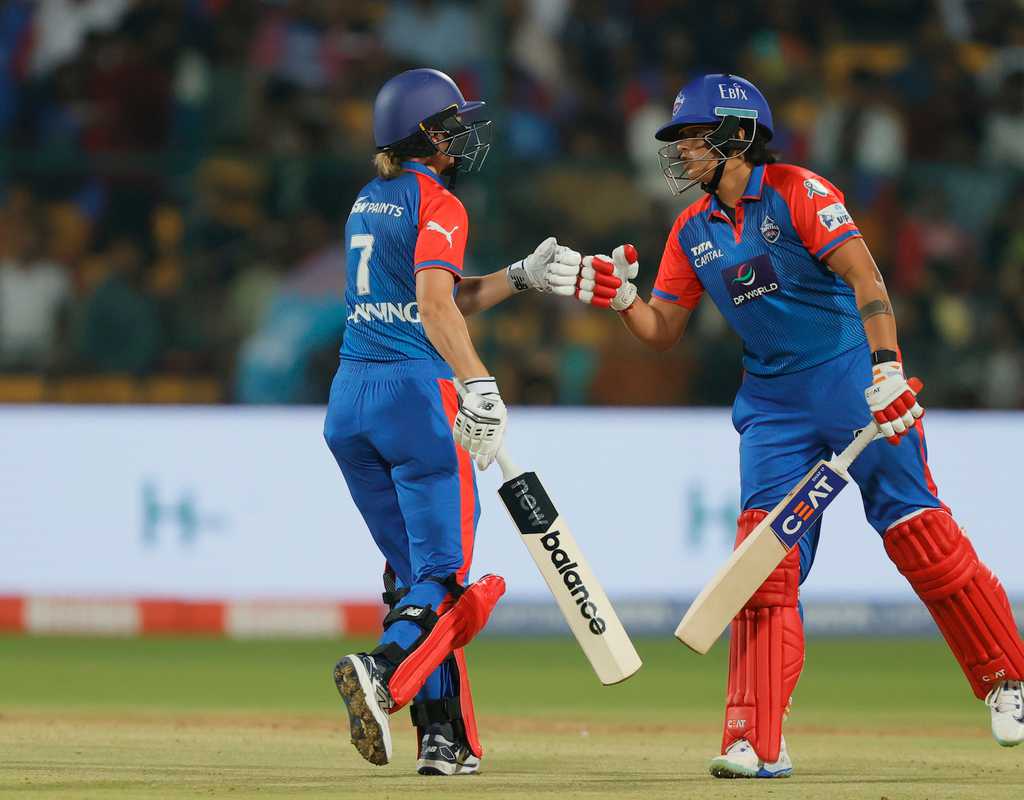 Dominant Delhi Capitals dismantle MI to rise to the top spot  