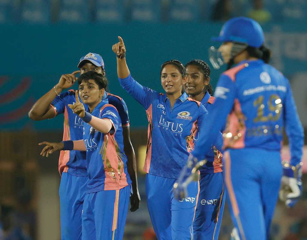 MI eye direct entry into WPL final as RCB look to avoid wooden spoon  