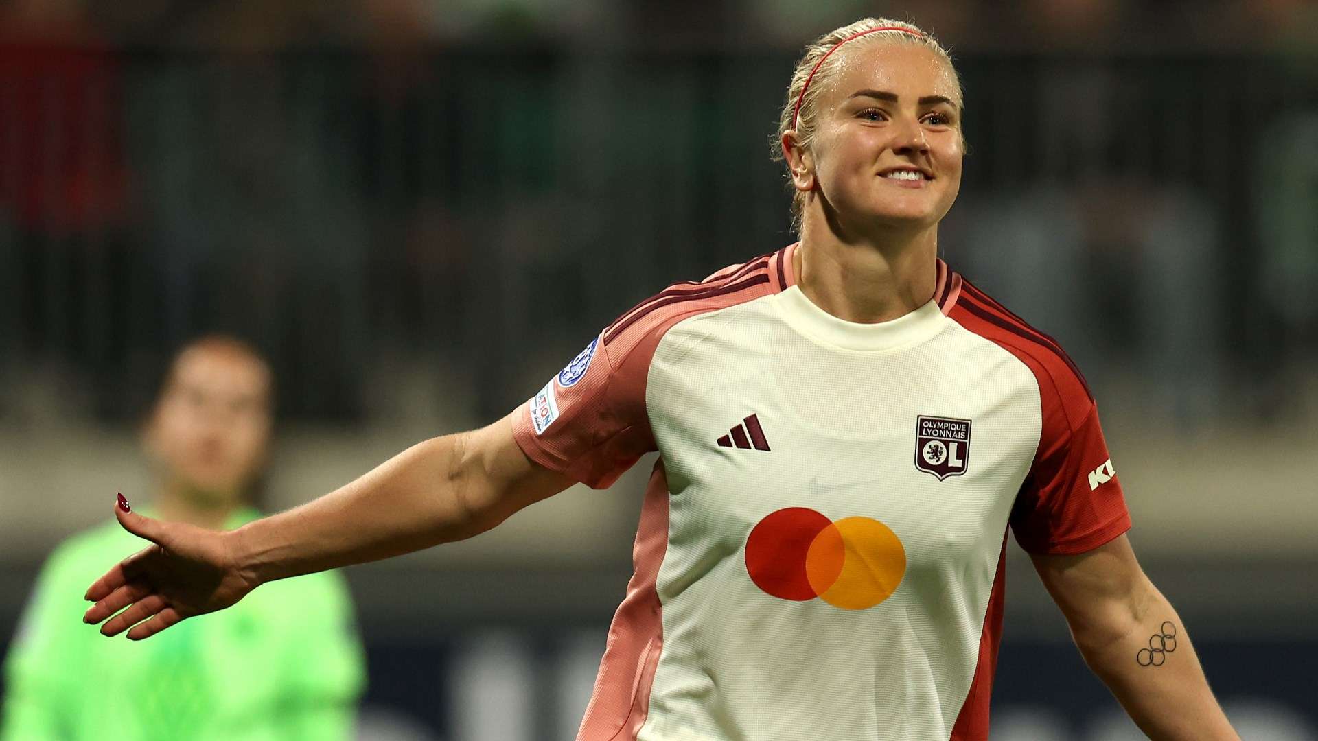 ‘Hope I don't embarrass myself’ - Earps’ England confession  