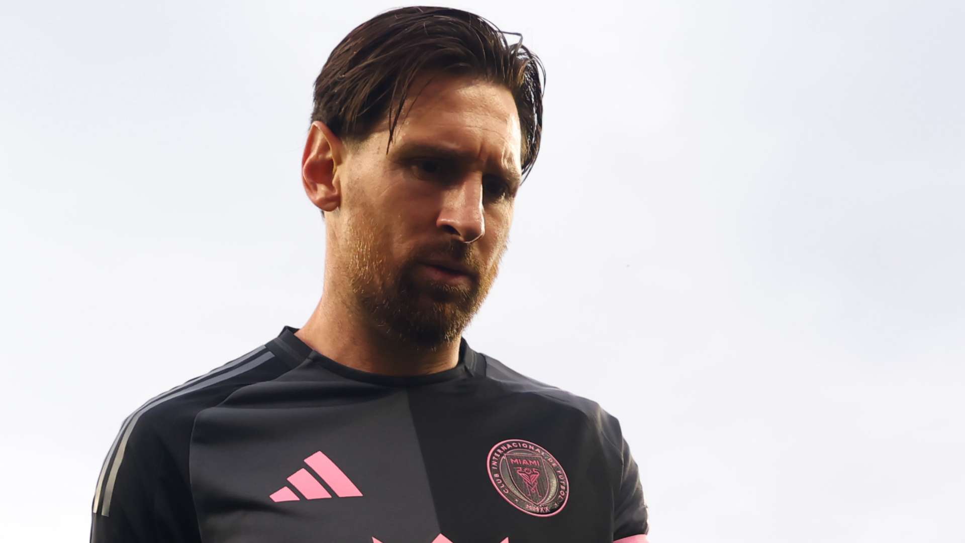 Is Messi injured? Mascherano responds to claim from ex-USMNT star  