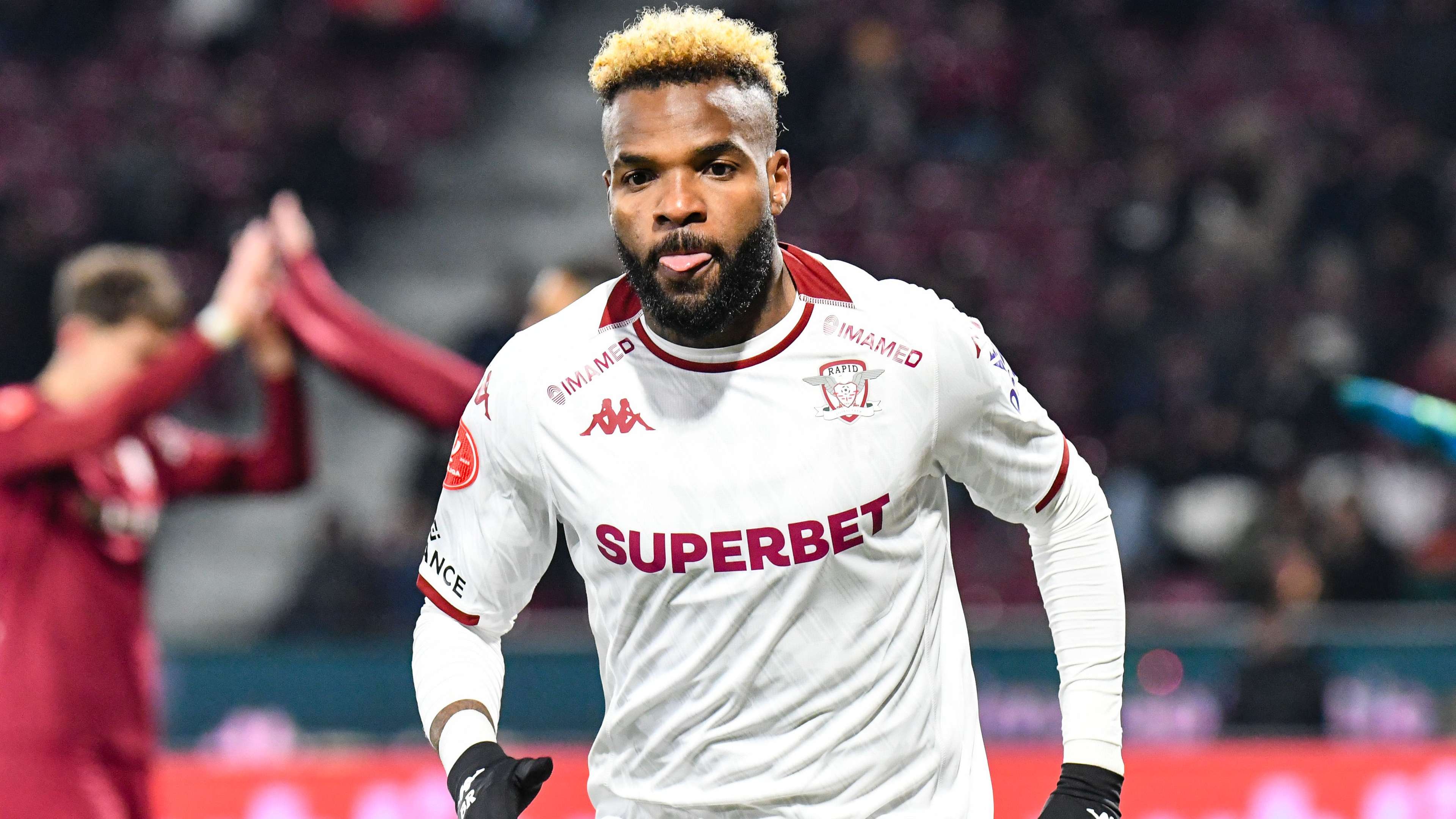 Former MLS star dies at 28 after fall from 11th floor of building  