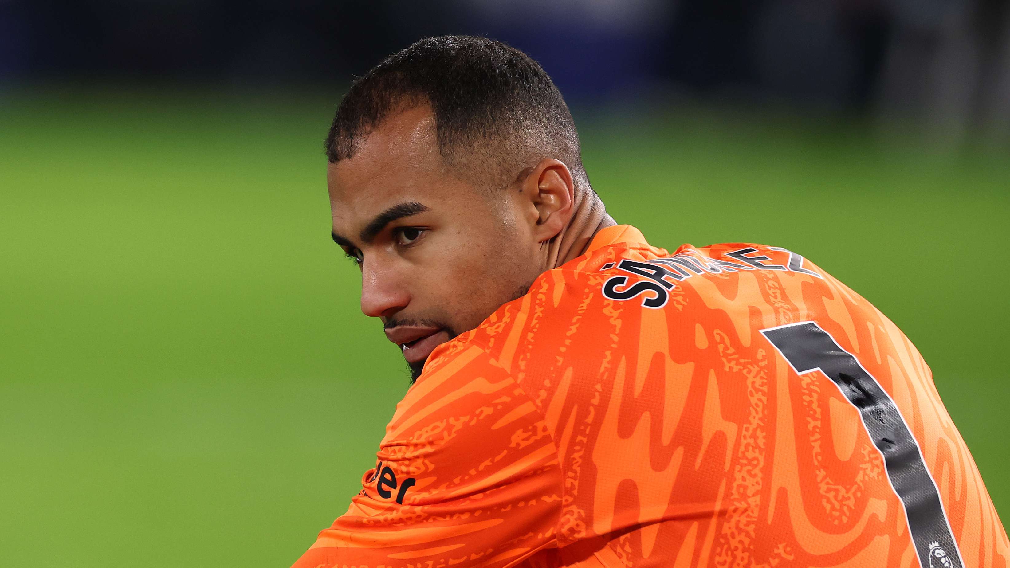 Who will be Chelsea's No. 1? Plan revealed amid Sanchez doubts  