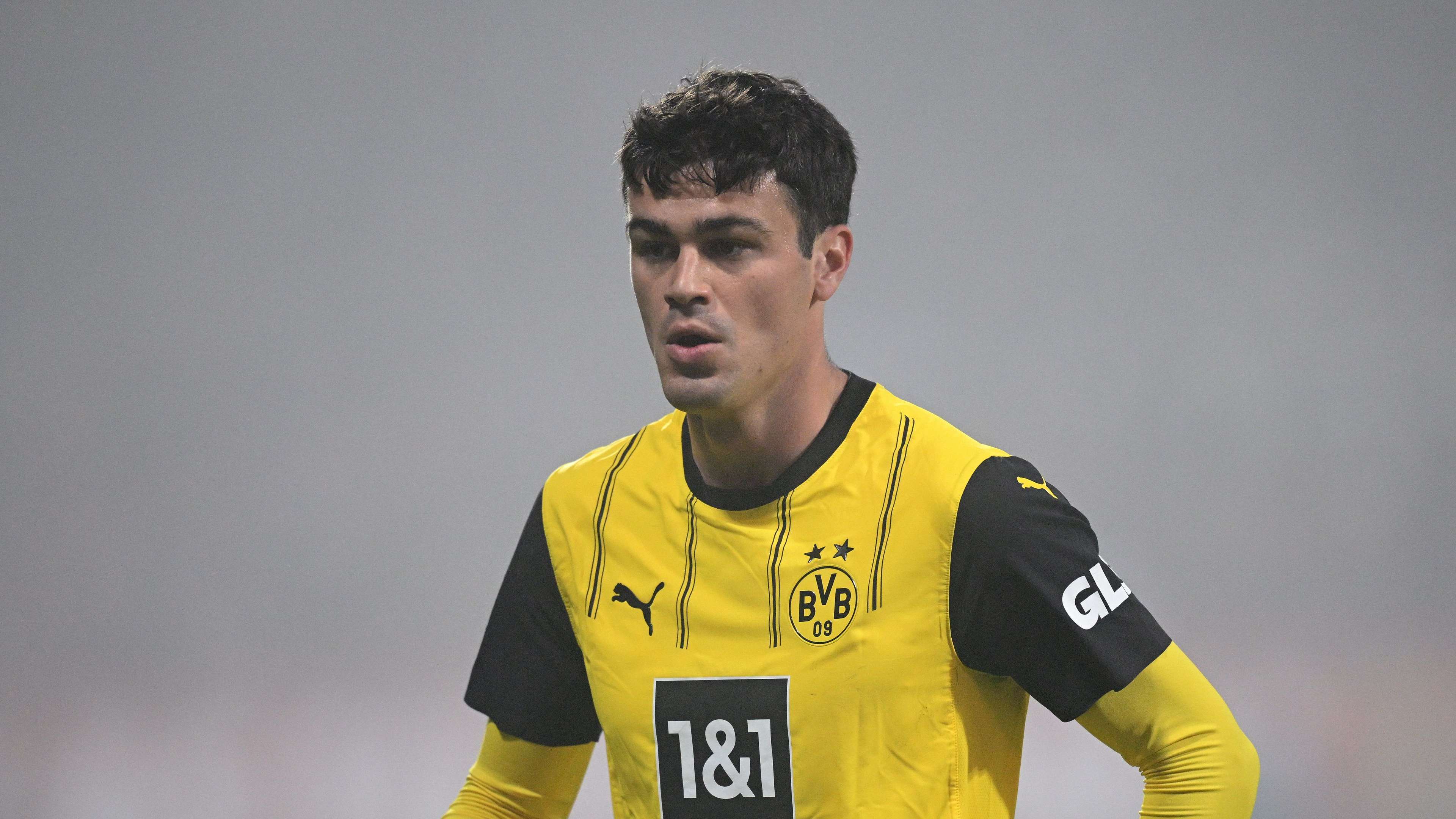 'Put up or shut up' - Lalas says Reyna must leave Dortmund  