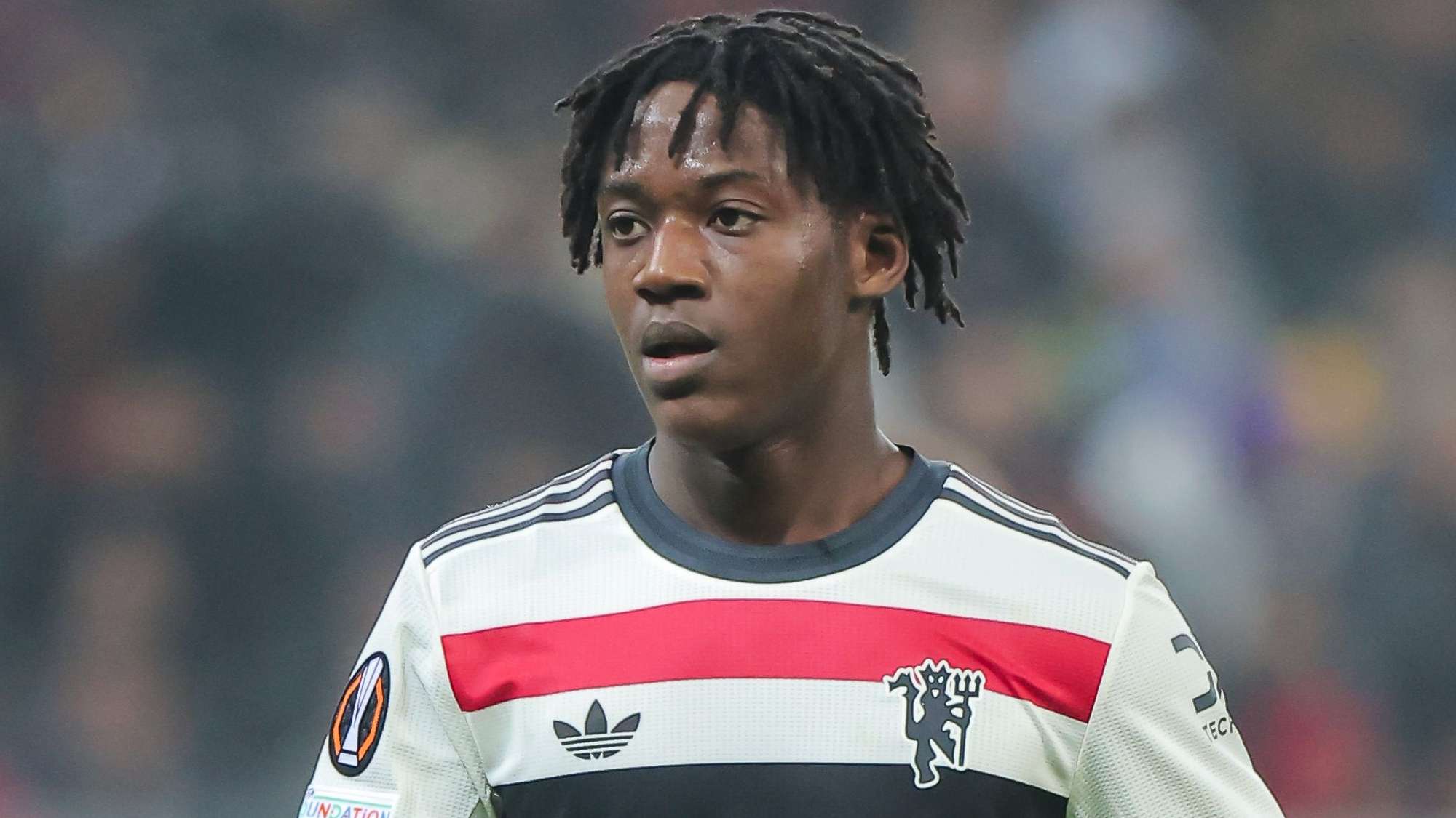 Mainoo camp makes staggering £180k-a-week contract demands  