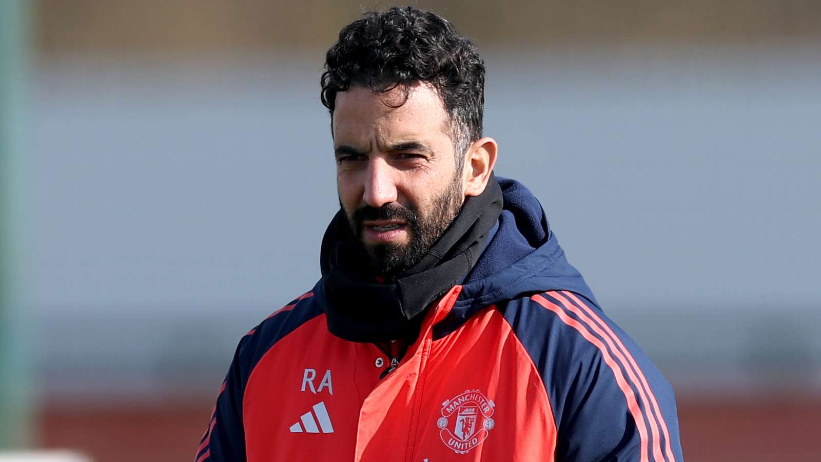 📽️ | Amorim watches Man Utd training from '150 metres' away  