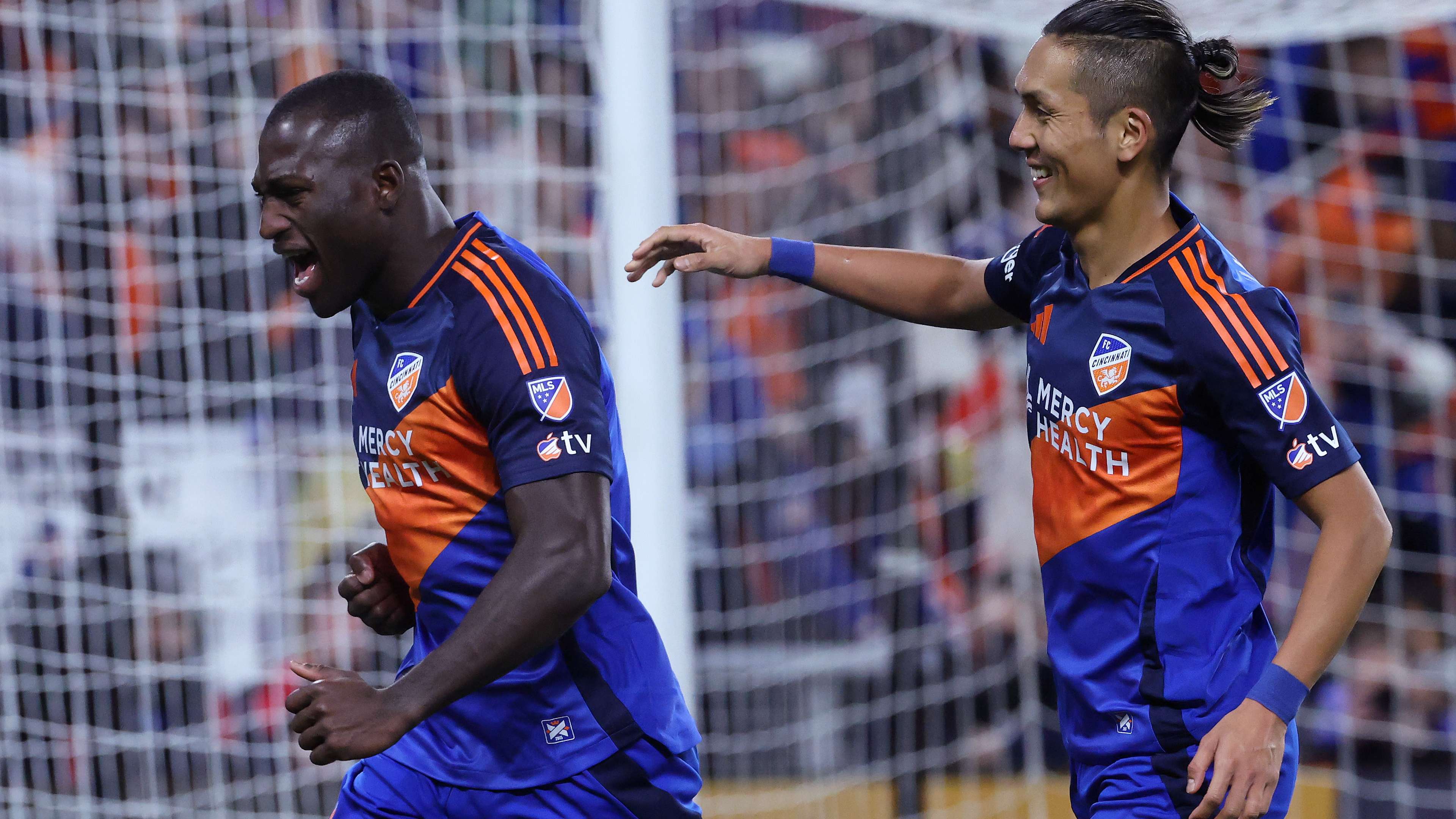 WATCH: FC Cincy's Denkey scores crazy bicycle kick winner  