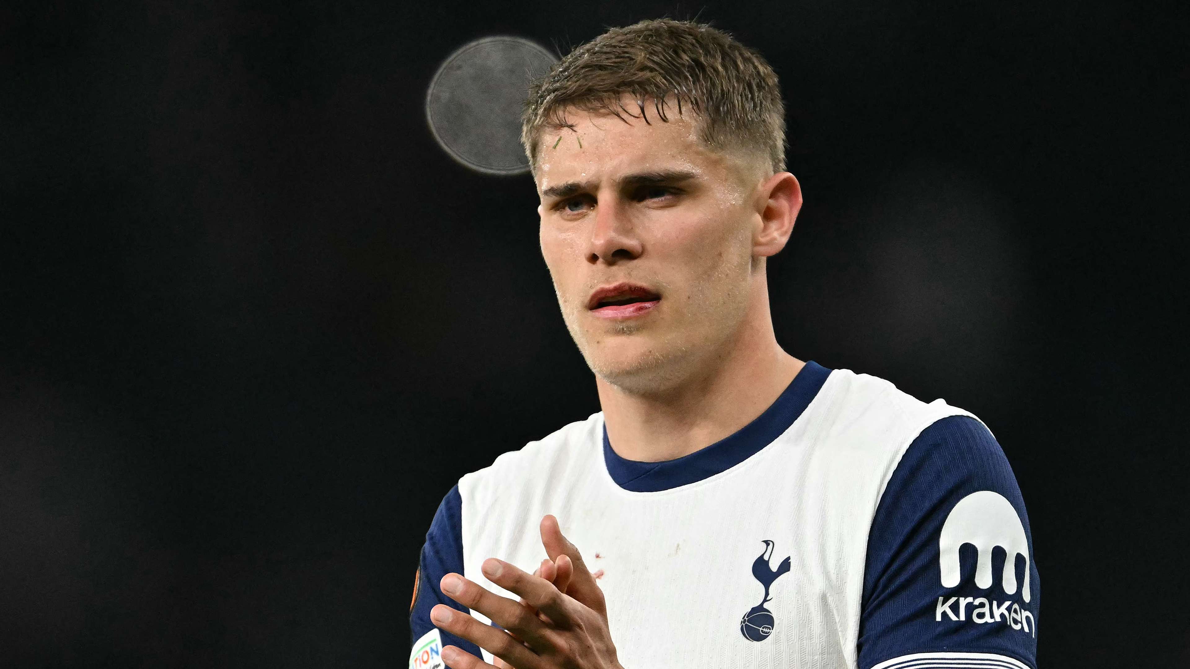 Tottenham insider reveals Van de Ven would jump at Real Madrid move  