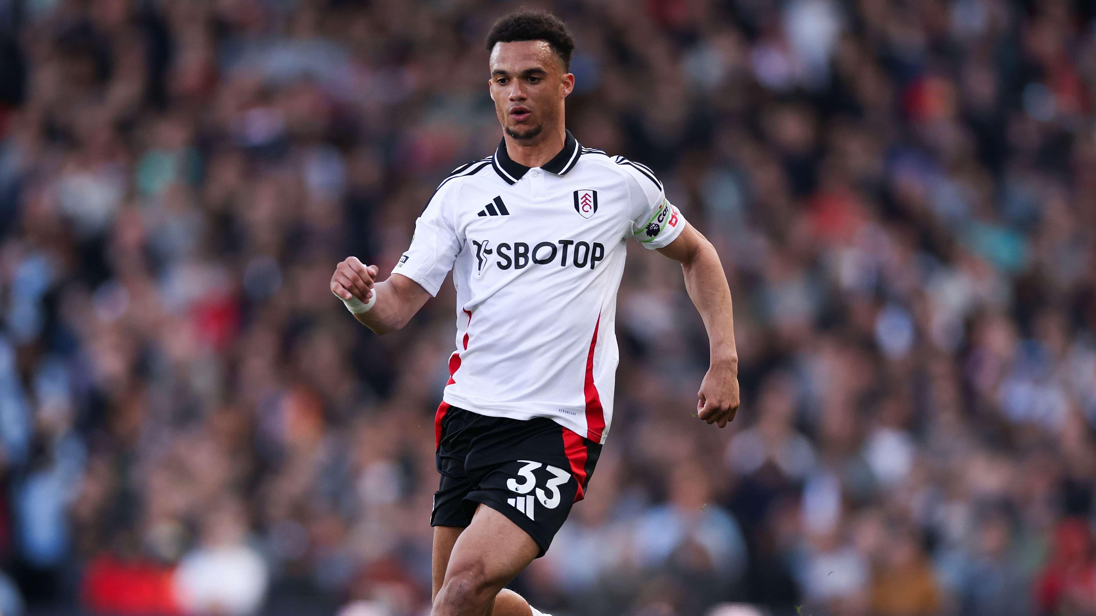 USMNT's Robinson: 'Playing chess helps you play better football'  