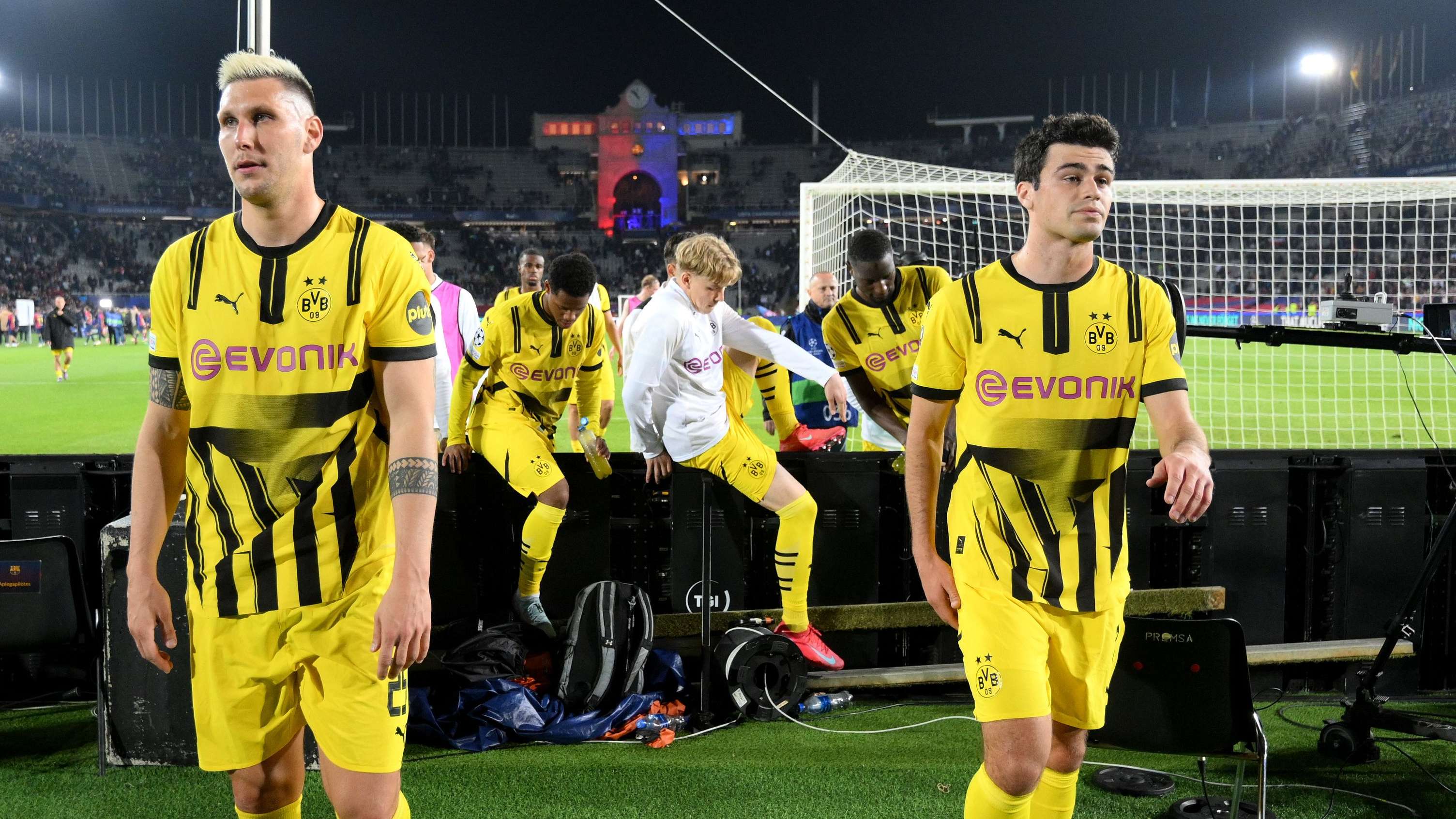 USMNT's Gio Reyna, BVB out of UCL with loss to Barcelona  
