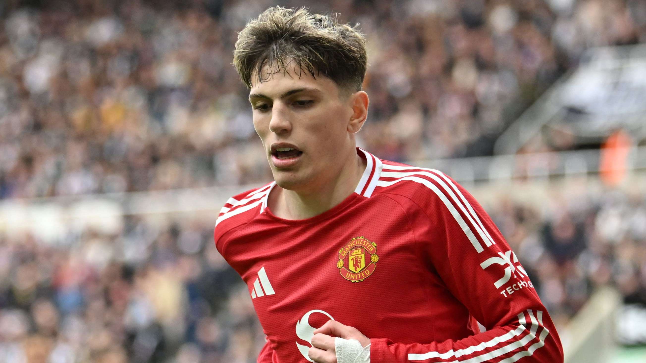 Garnacho sends out strong 'not enough' message to Man Utd fans  