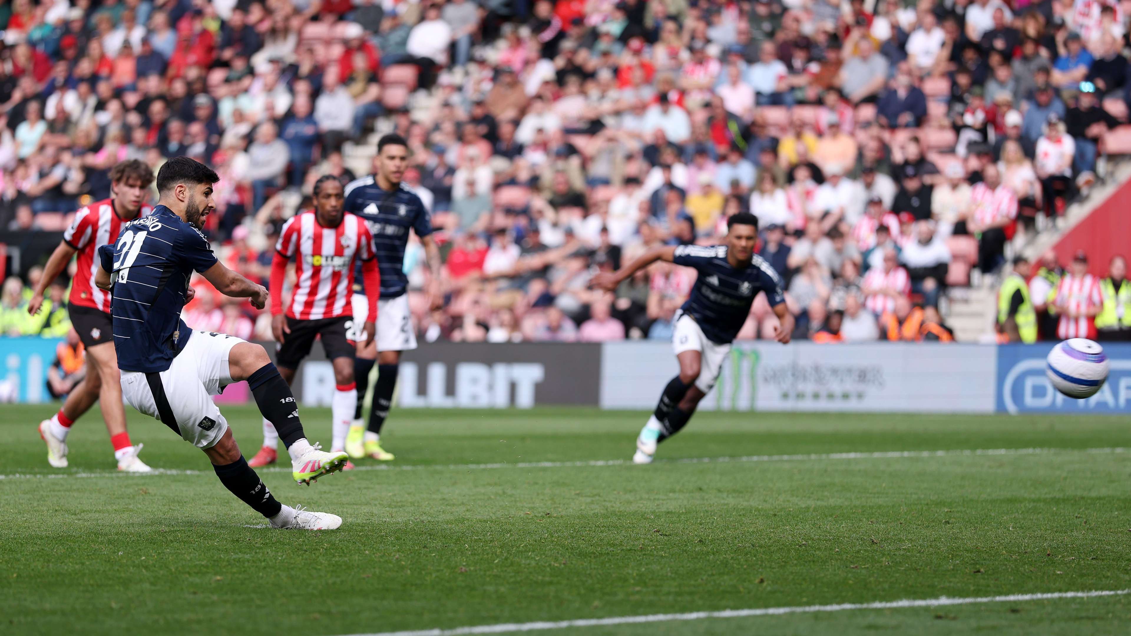 Asensio speaks out after becoming first man in NINE years to miss two pens in PL game  