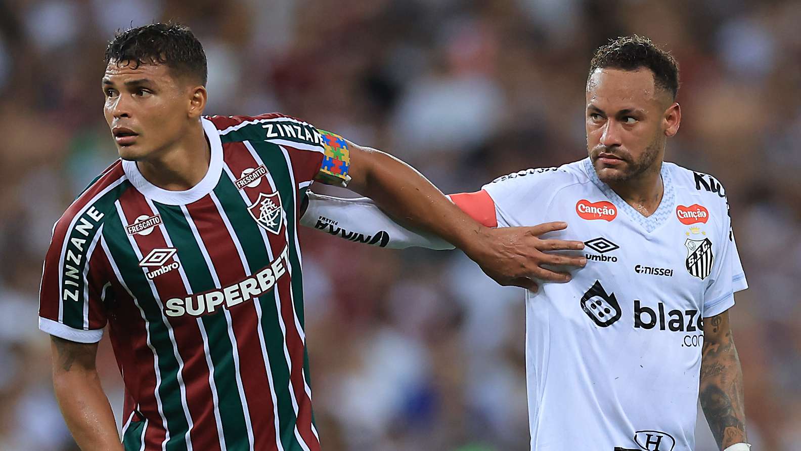 📽️ | Neymar enjoys emotional reunion with Thiago Silva  