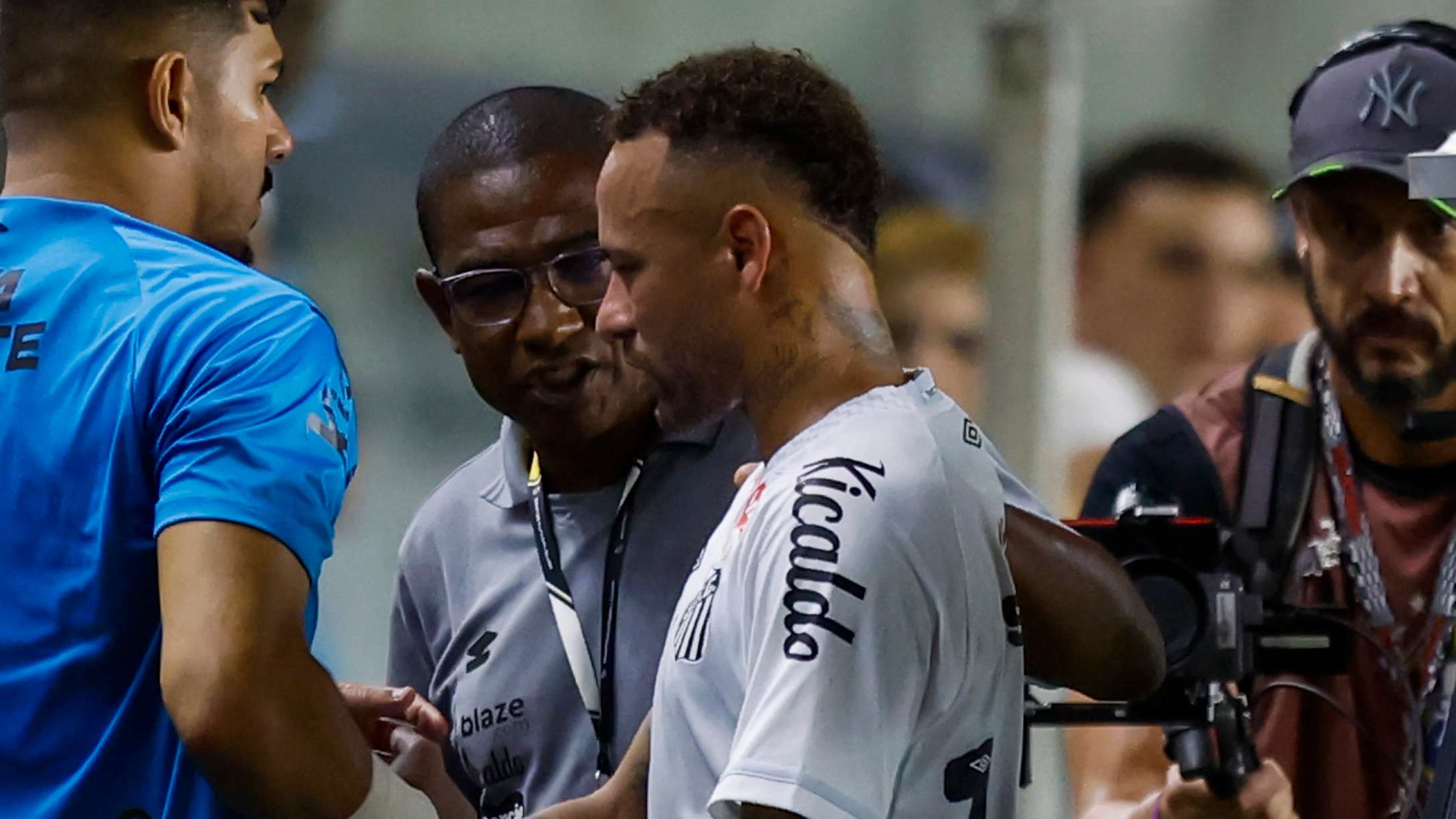 Neymar learns extent of injury as Santos comeback ends in tears  