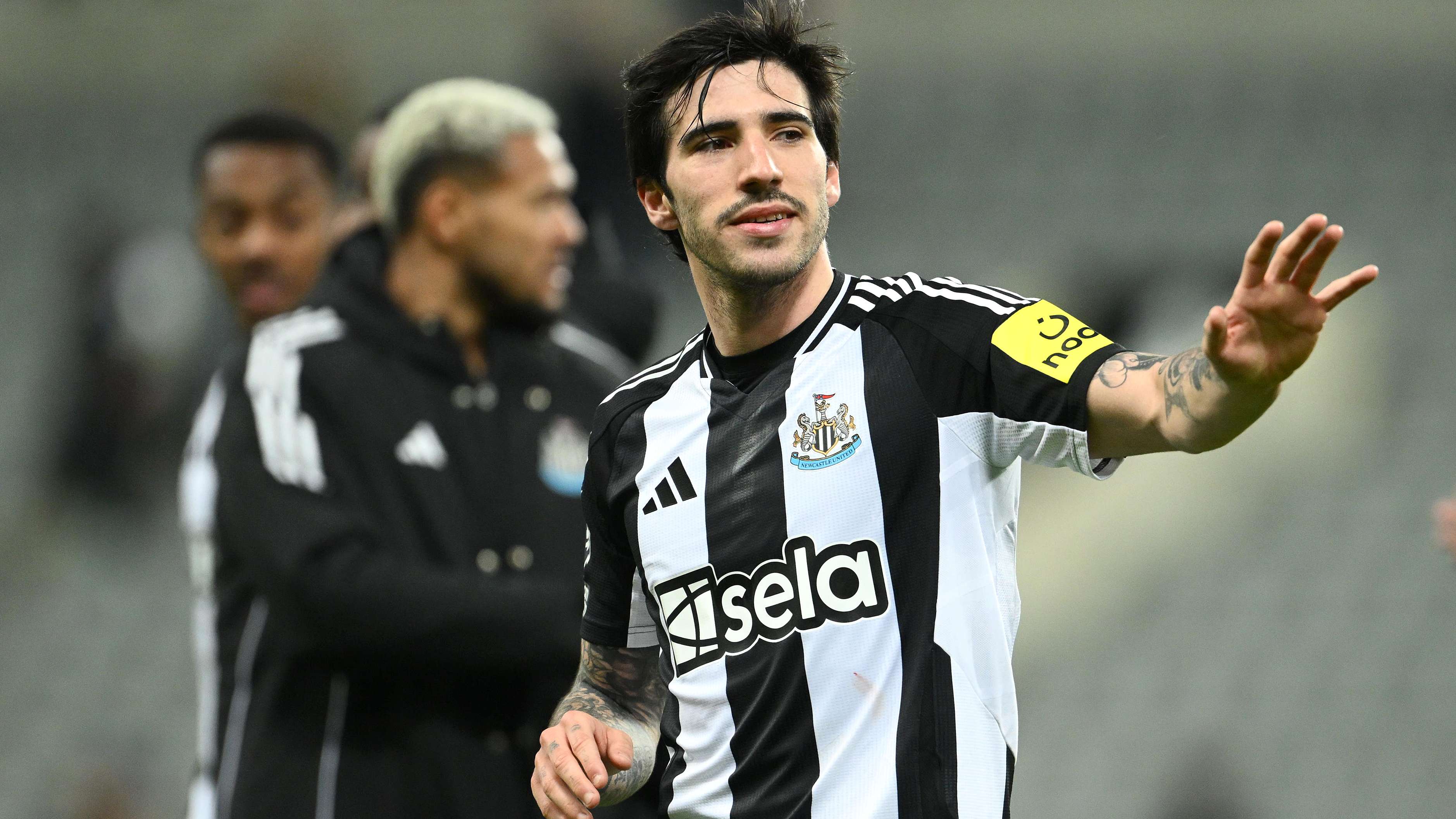Tonali makes decision on Newcastle future amid Man City interest  
