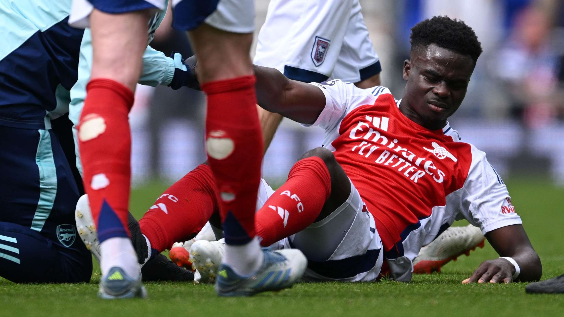 Arteta provides promising verdict on Saka injury  