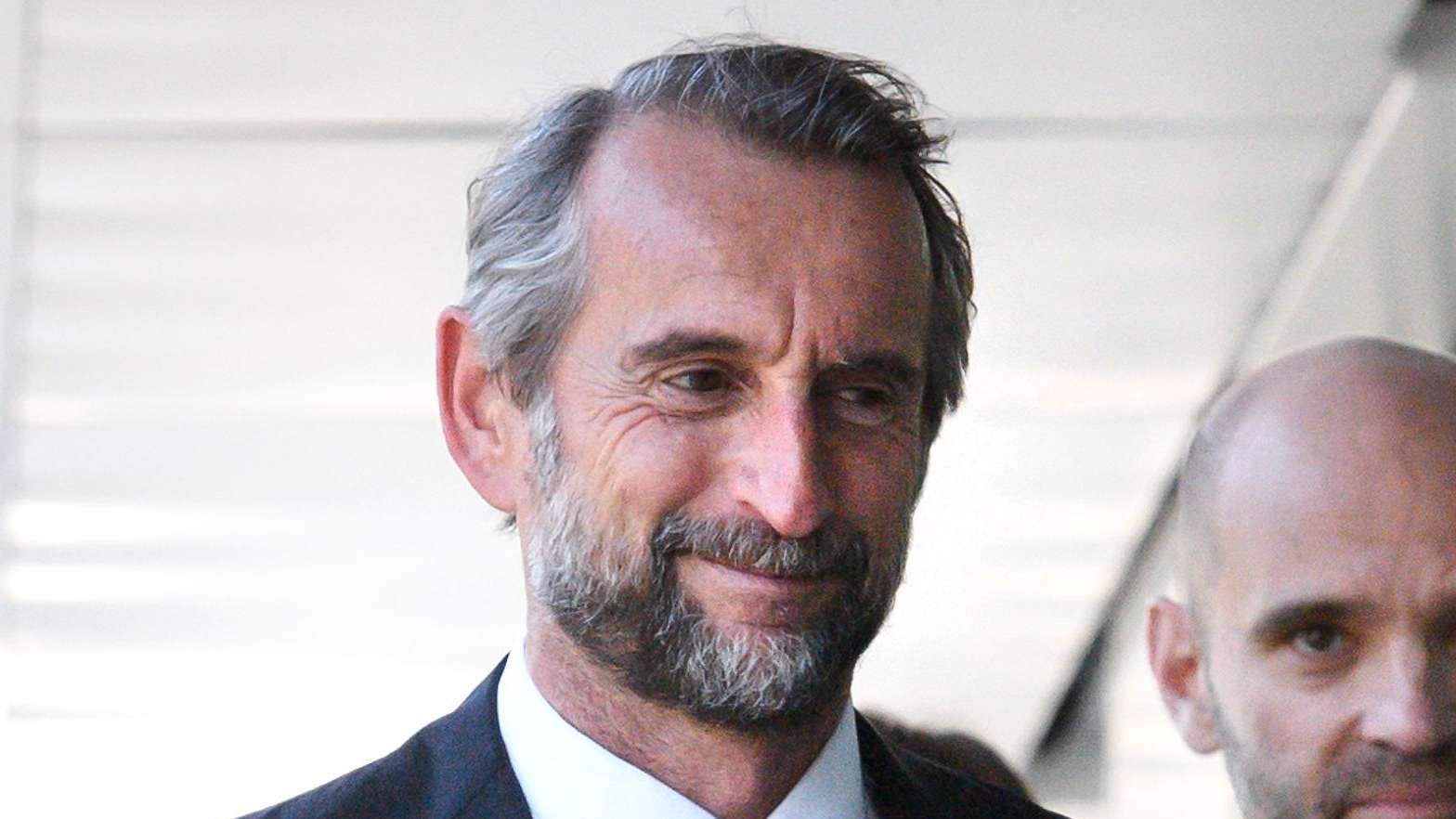 Man Utd confirm director to leave role and take up new job  