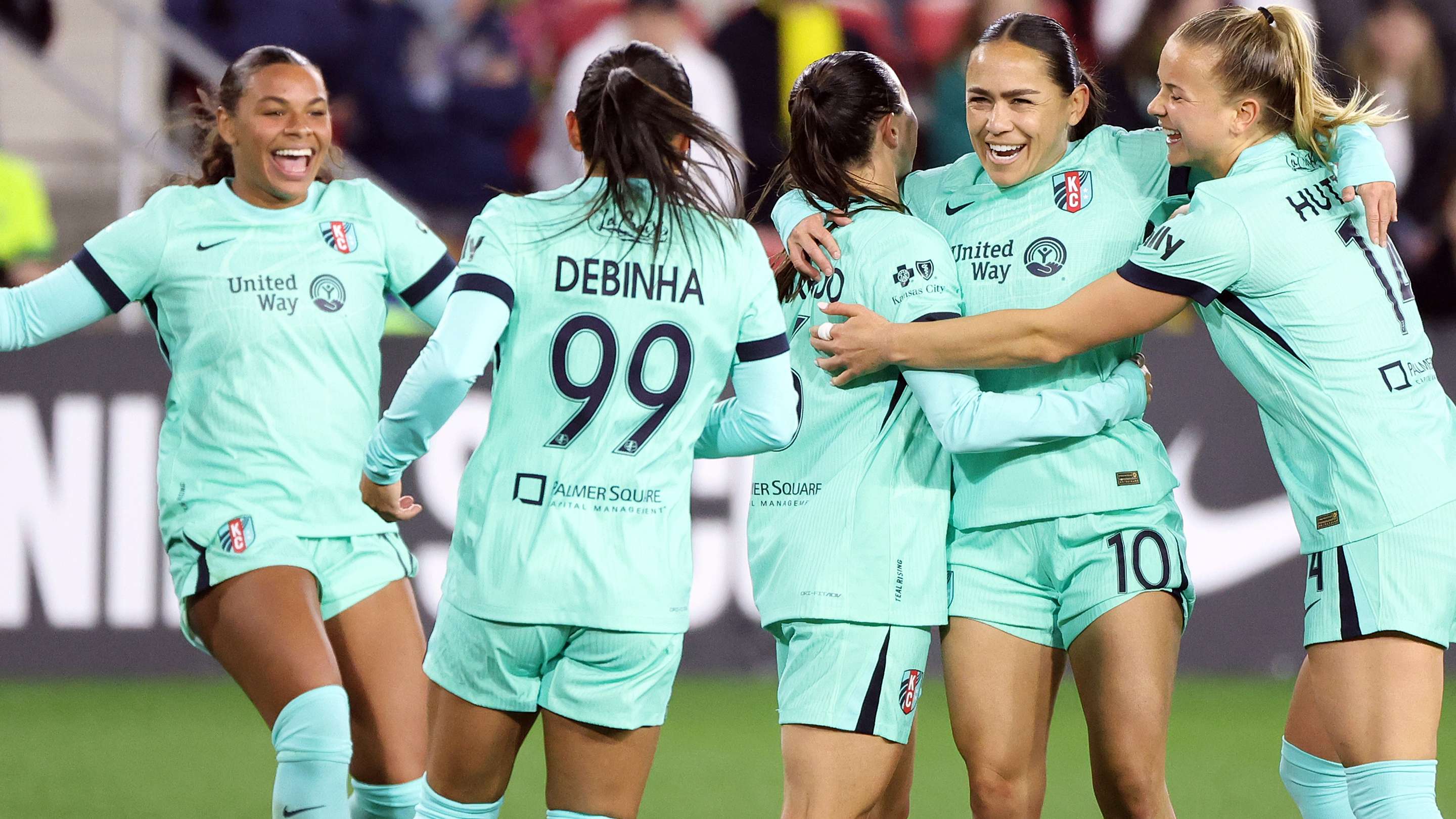 KC Current tease fans with by pitch color change prank  