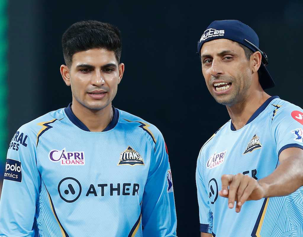 Amidst ownership change, Titans thrive on continuity  