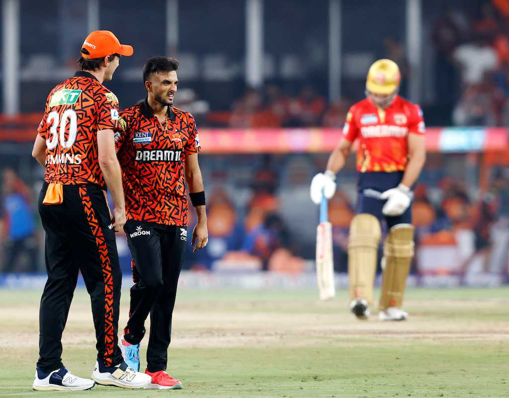 SRH seamers go pace-off to reap minor gains on batting paradise  