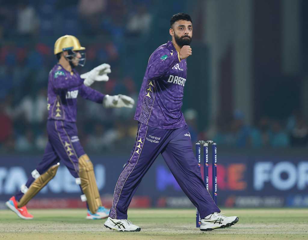 KKR spinners trump DC counterparts in a battle of wits  