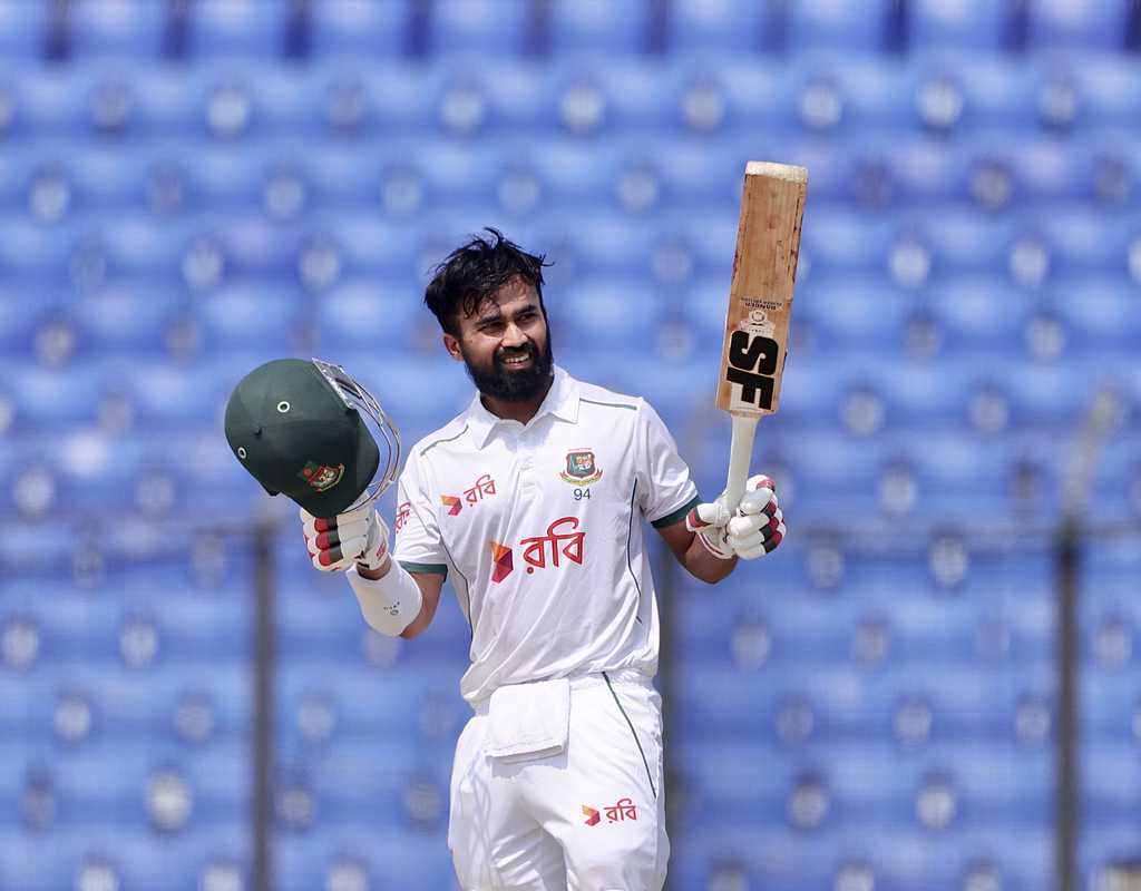 Shadman's ton, Masekesa's three-fer leave Chattogram Test finely balanced  