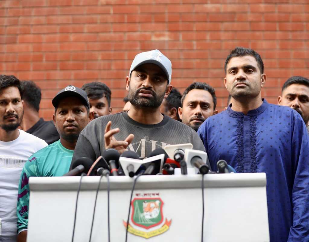 Current and former cricketers meet BCB president to voice concerns  