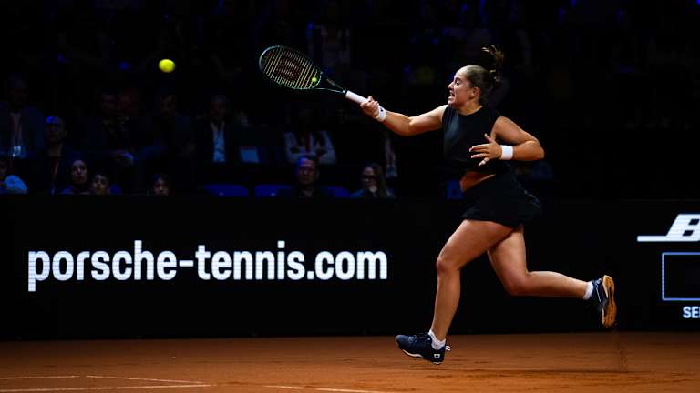 Jelena Ostapenko becomes first woman since Serena to beat No. 1 and No. 2 at same event on clay  