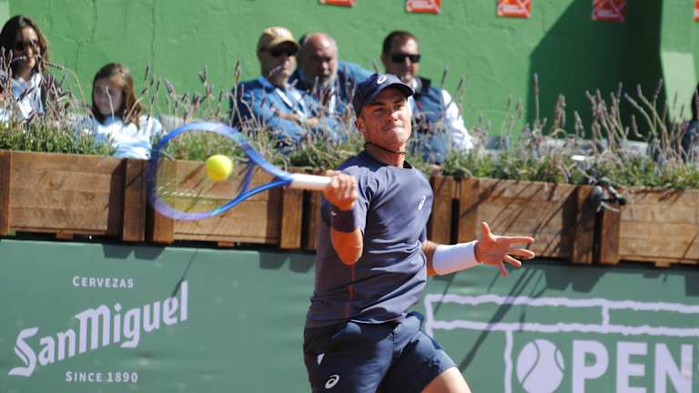 Alexandra Eala vs. Iga Swiatek: Where to Watch, Madrid Preview, Betting Odds  