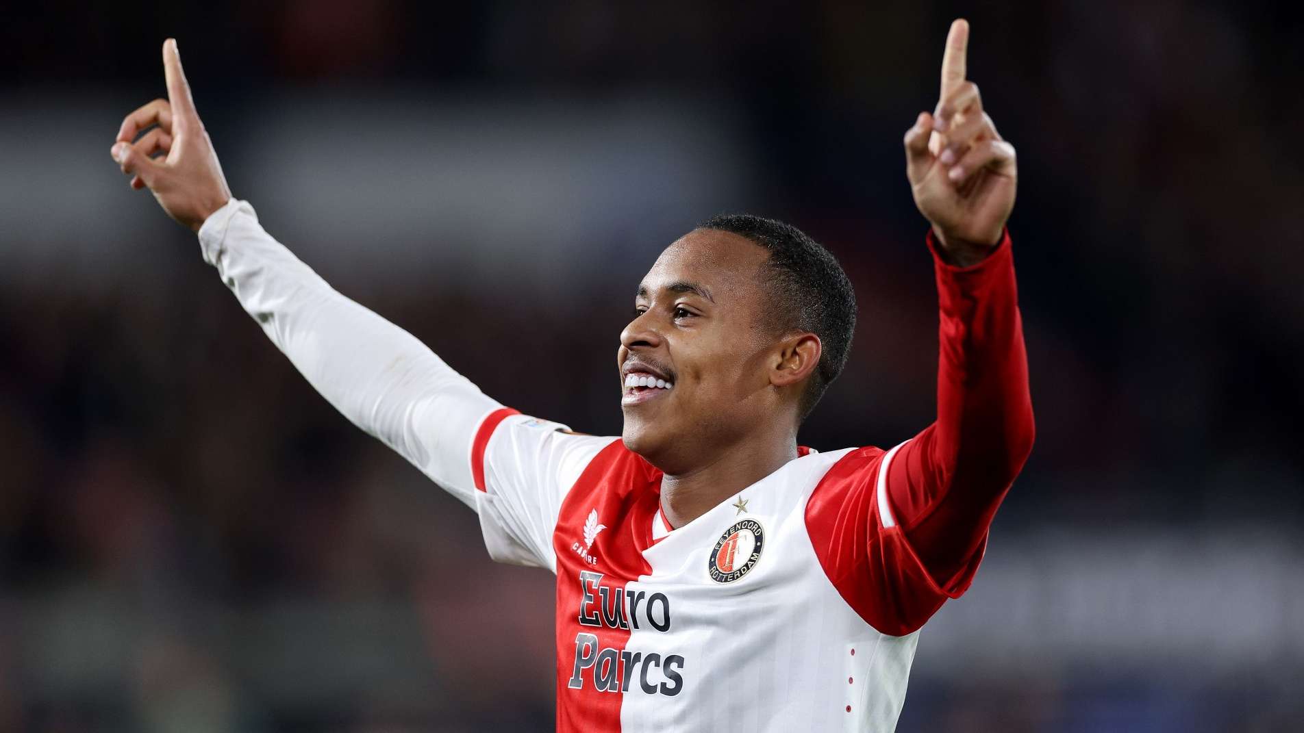 How much does Brazilian ace Igor Paixao earn at Feyenoord?  