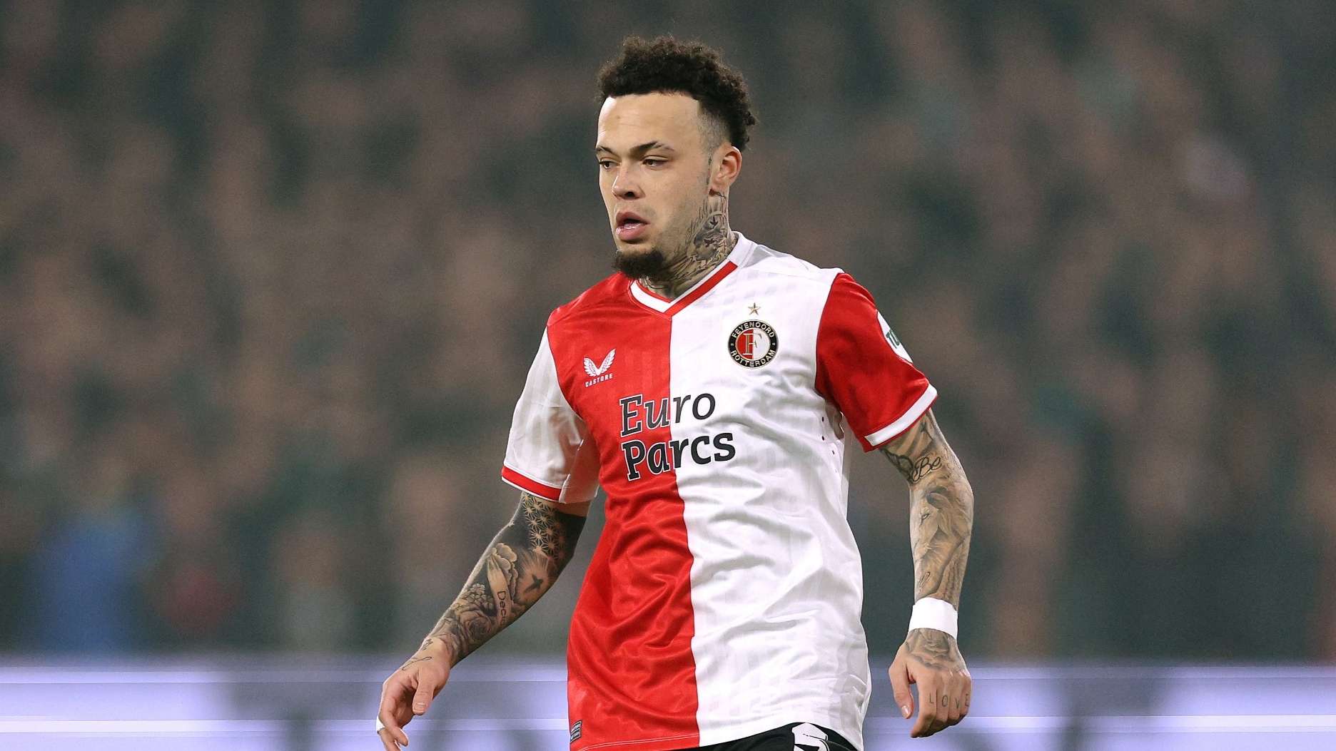 How much does Netherlands defender Qulindschy Hartman earn at Feyenoord?  