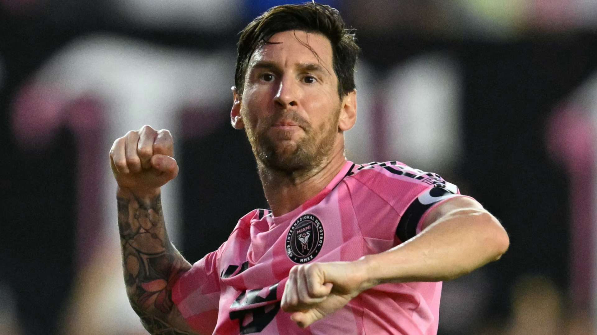 📽️ | Messi is unstoppable! Trademark long-range goal from GOAT   📽️ | Messi is unstoppable! Trademark long-range goal from GOAT