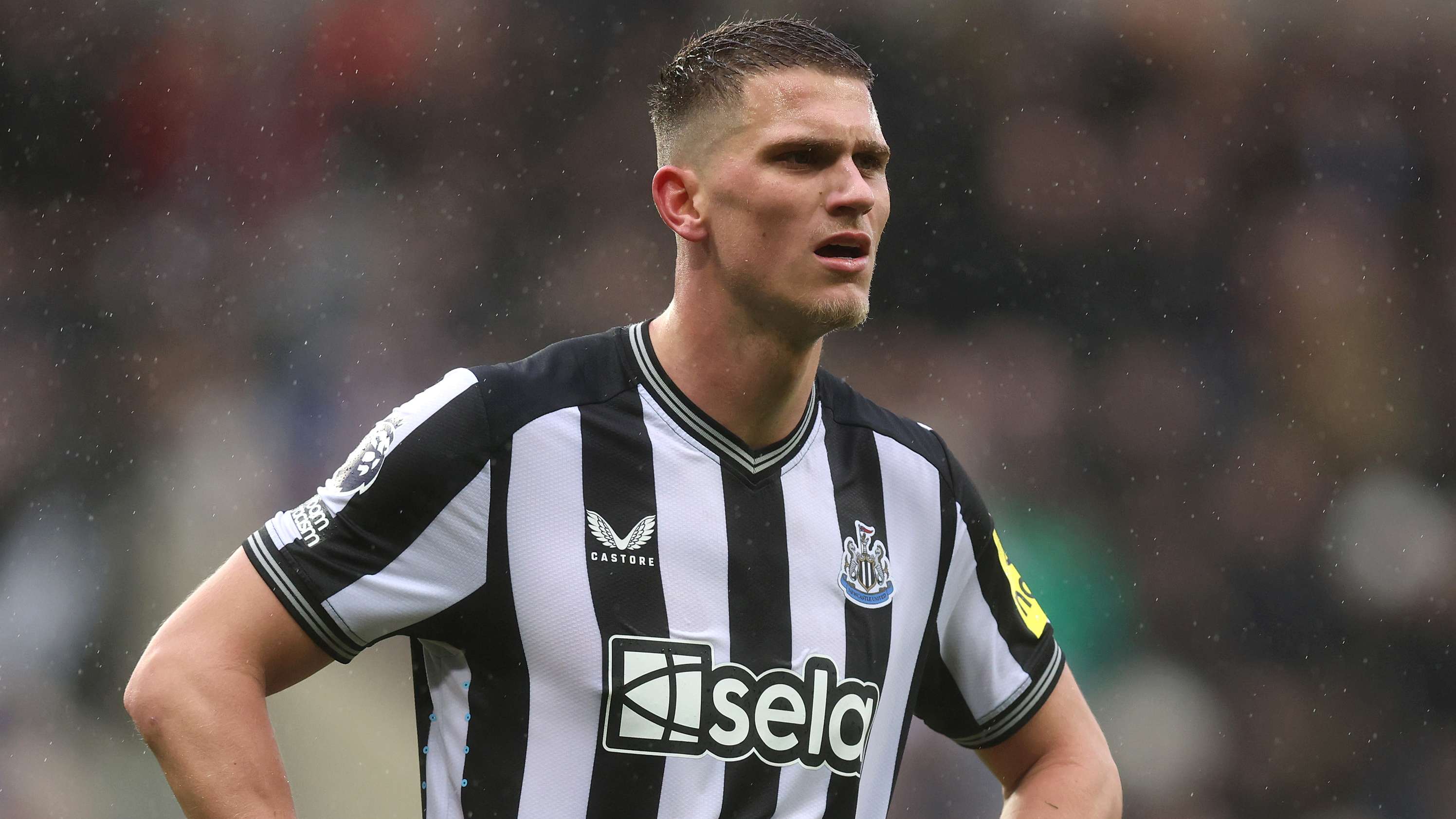 How much does Sven Botman earn at Newcastle?  