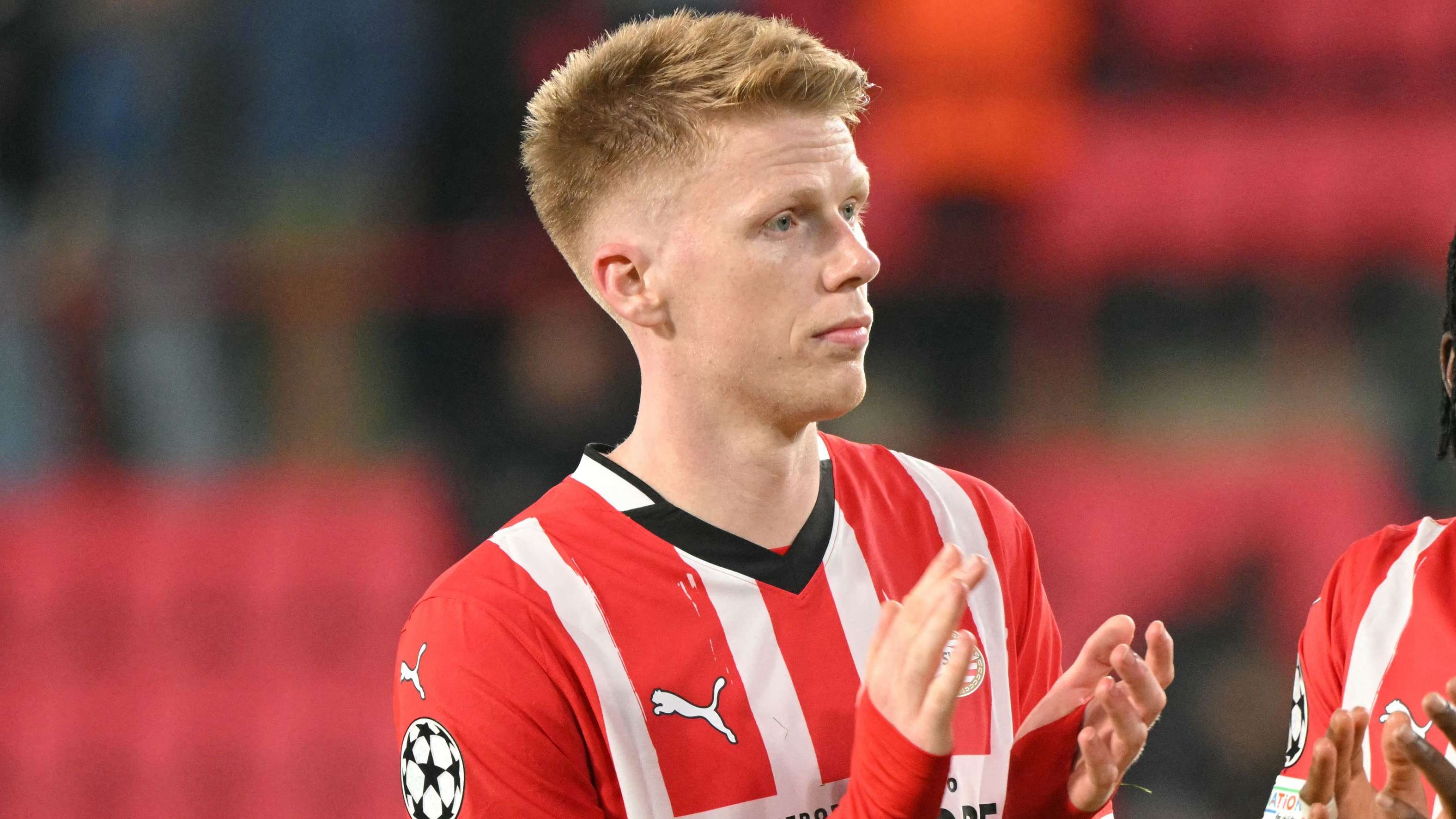 How much does Jerdy Schouten earn at PSV?  