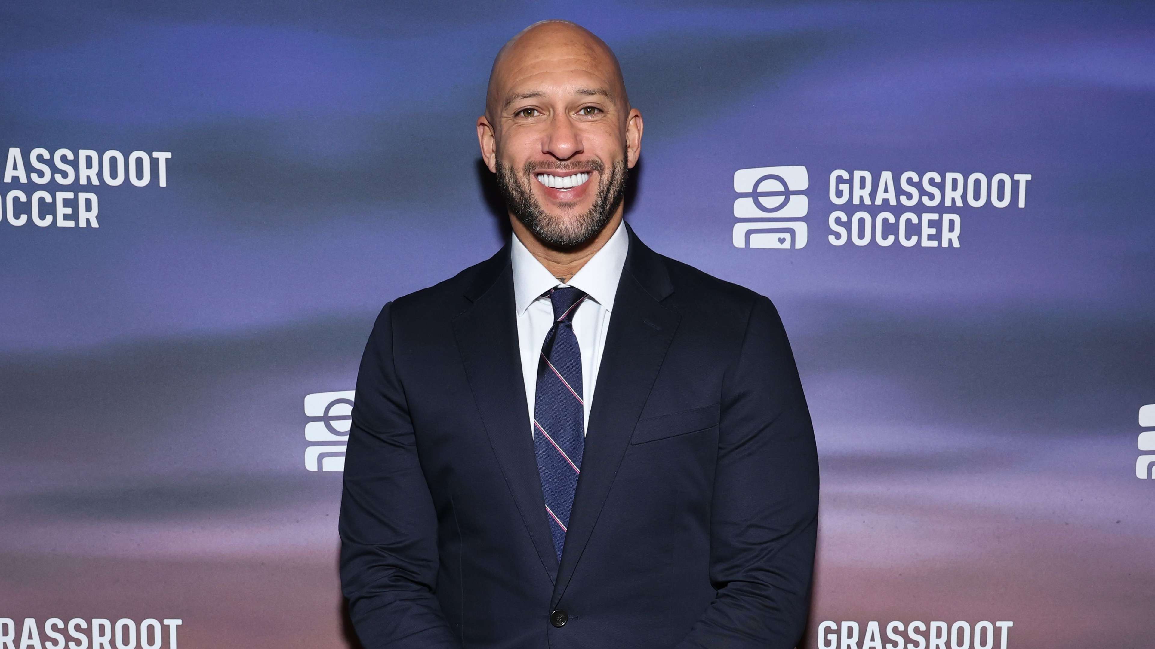 USMNT icon Howard catches up with Rapids' Steffen  