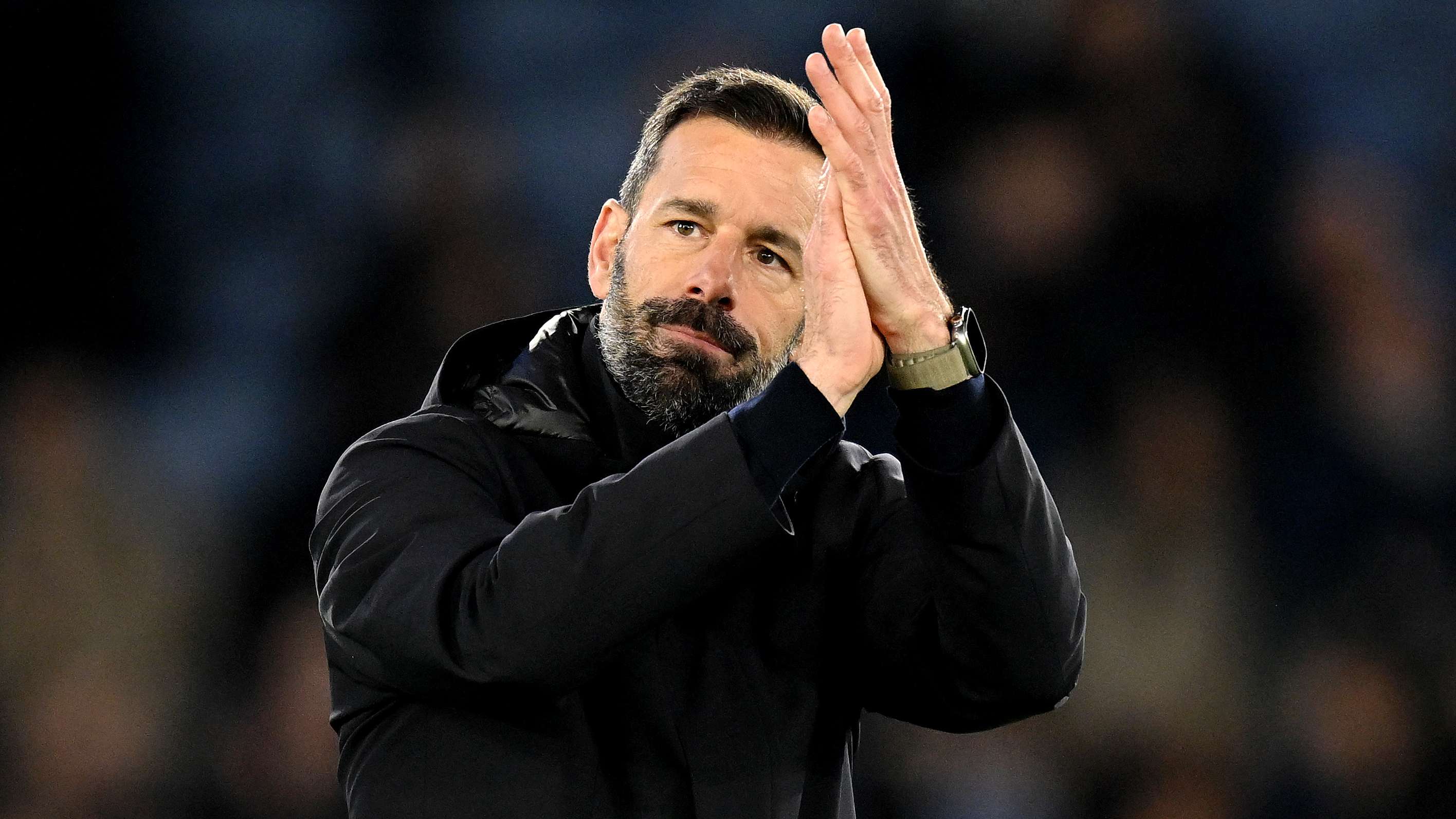 Man Utd legend Van Nistelrooy set to be sacked by Leicester  