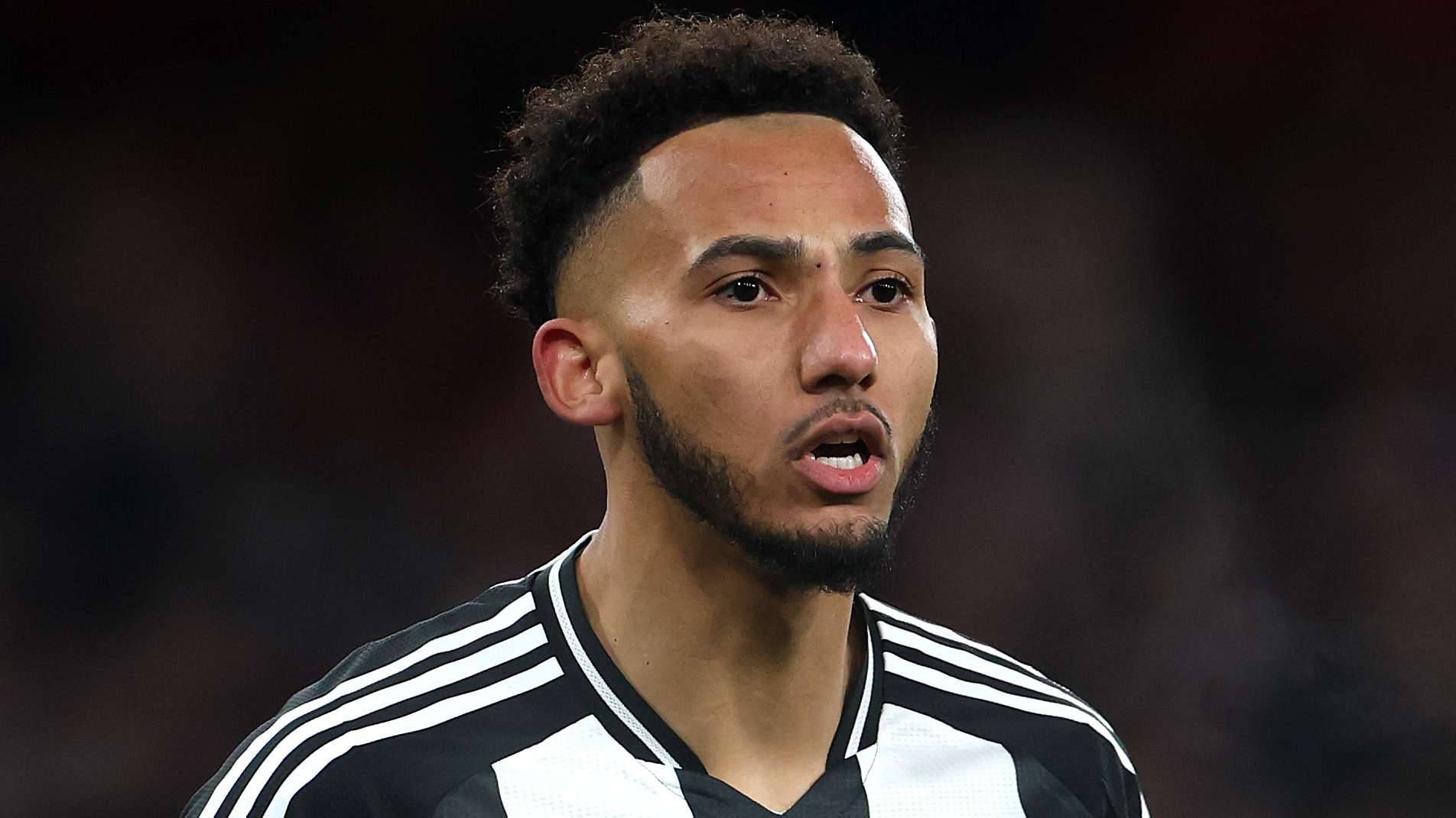 Juventus confirm signing of Kelly after short-lived Newcastle stint   Juventus confirm signing of Kelly after short-lived Newcastle stint