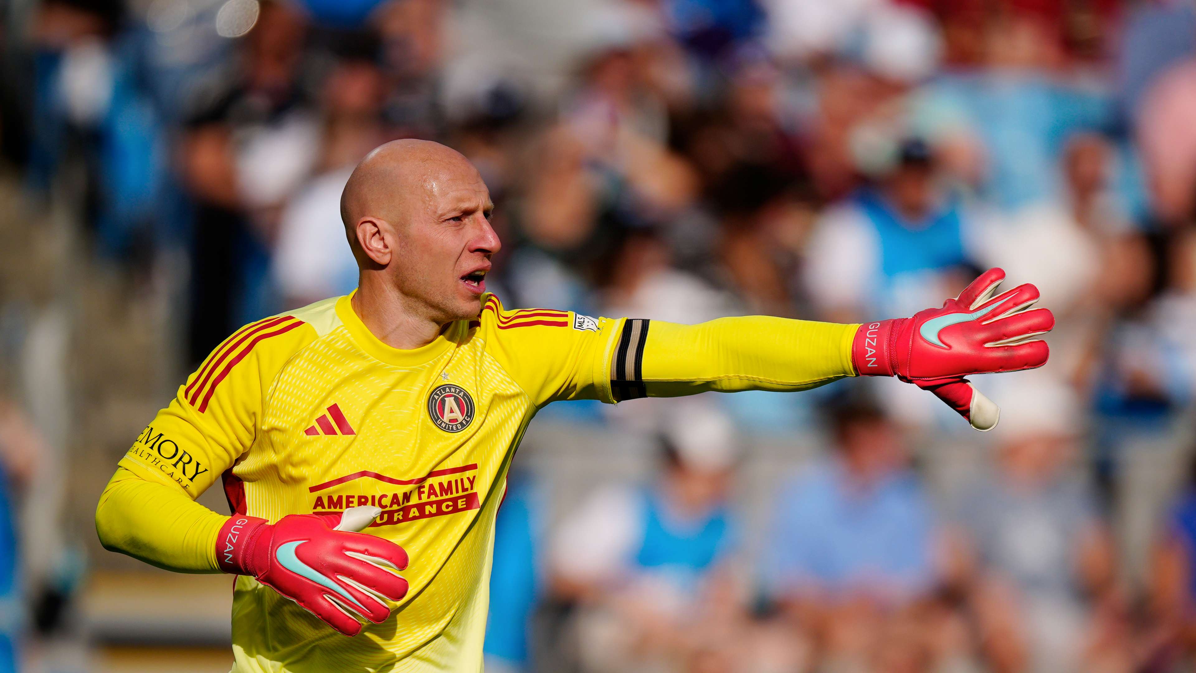 Guzan and Ragen earn spots in EA FC 25 MLS Team of the Season  