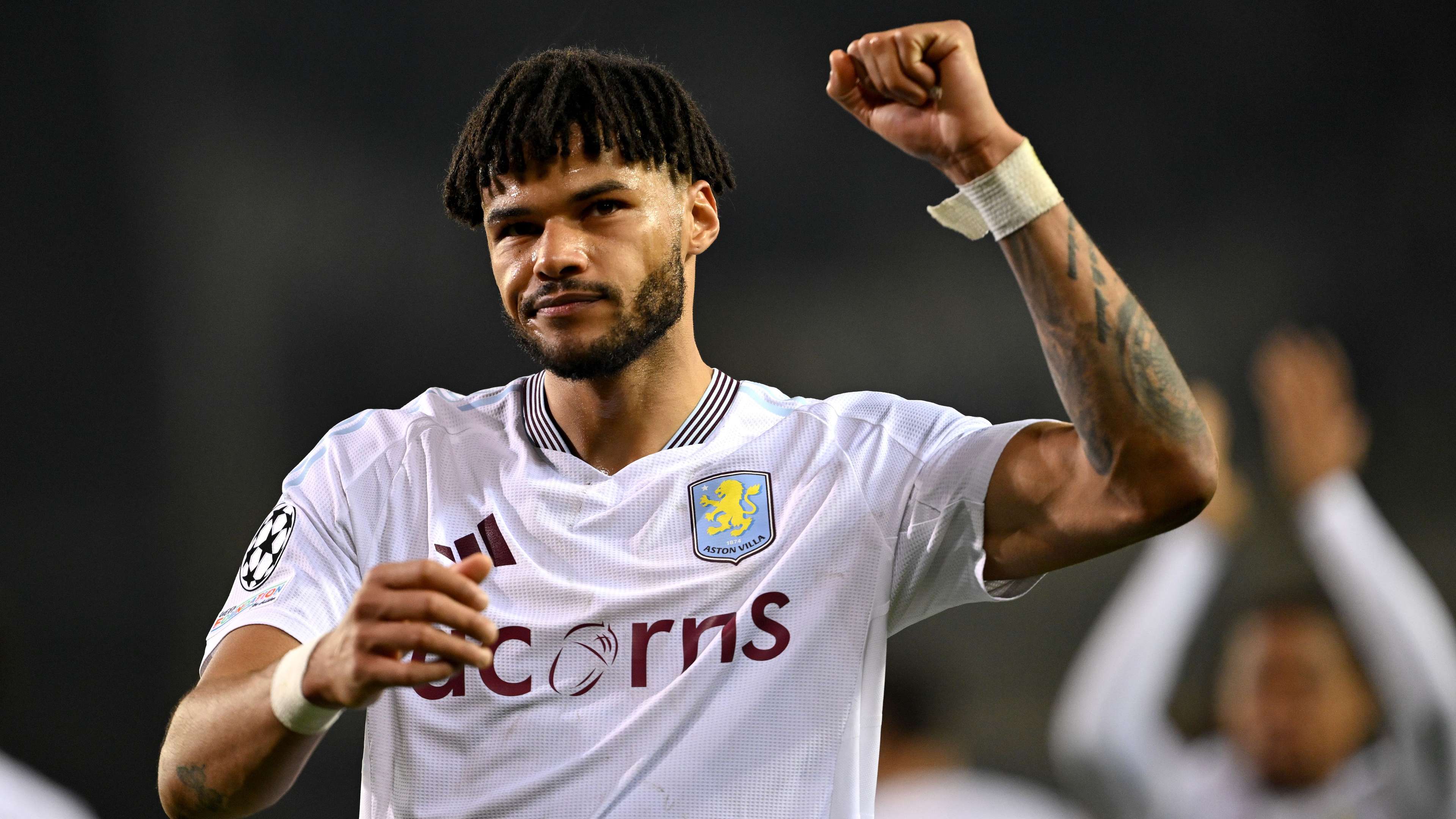 Fans astonished as Mings escapes red card for elbow   Fans astonished as Mings escapes red card for elbow