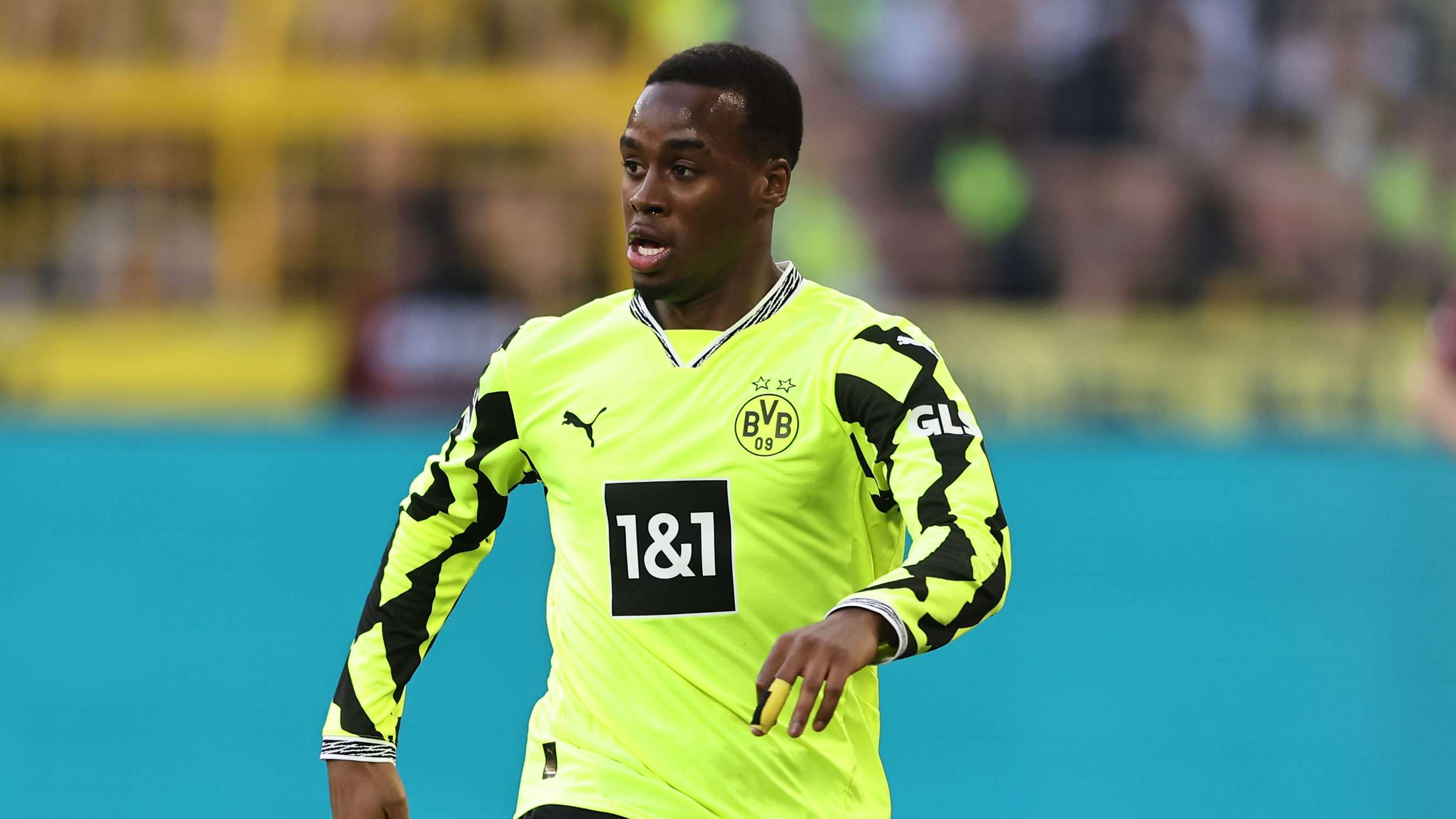 Arsenal edge ahead of Chelsea in race for Dortmund ace Gittens  