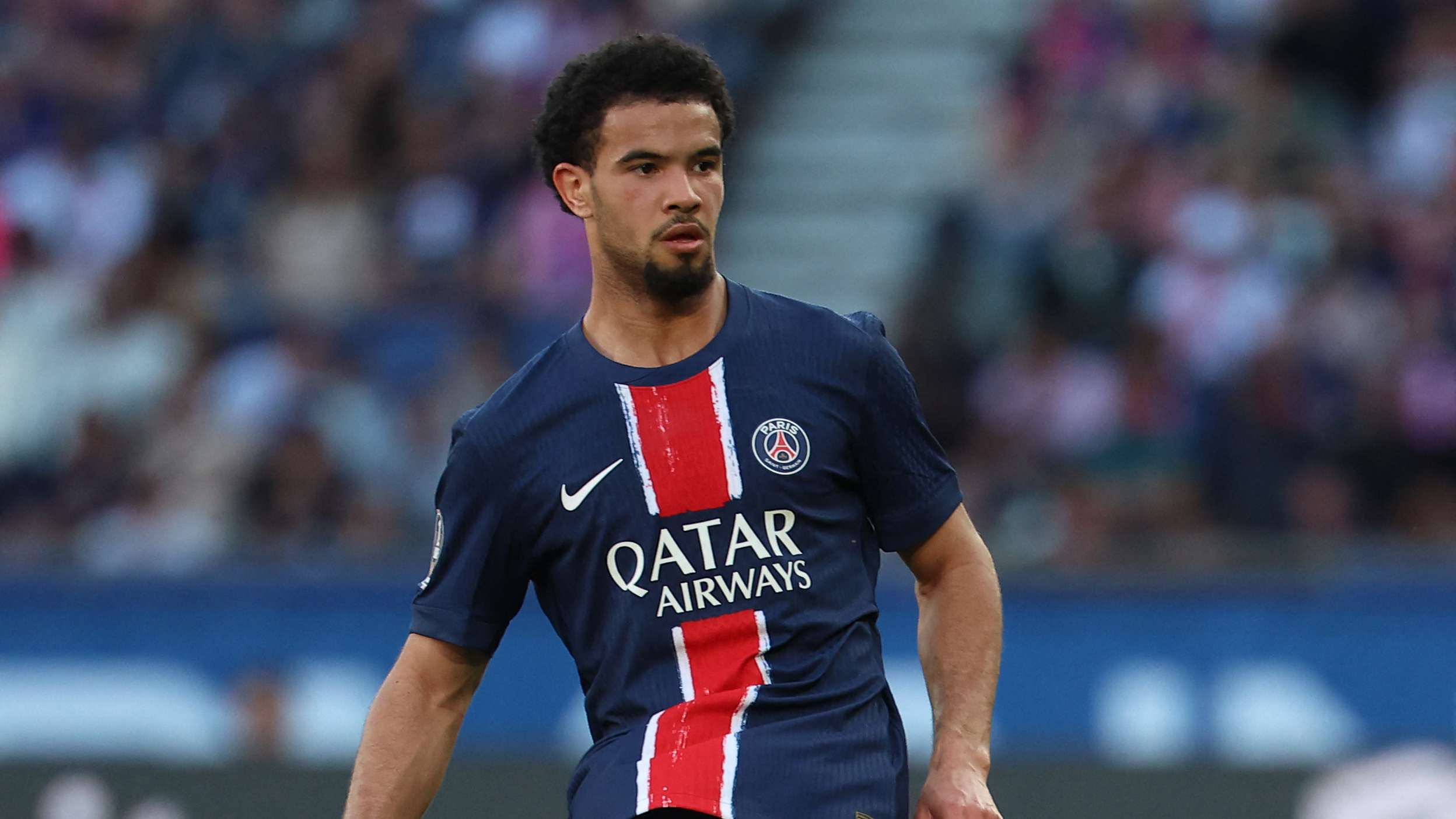 How much does Warren Zaire-Emery's earn at PSG?  