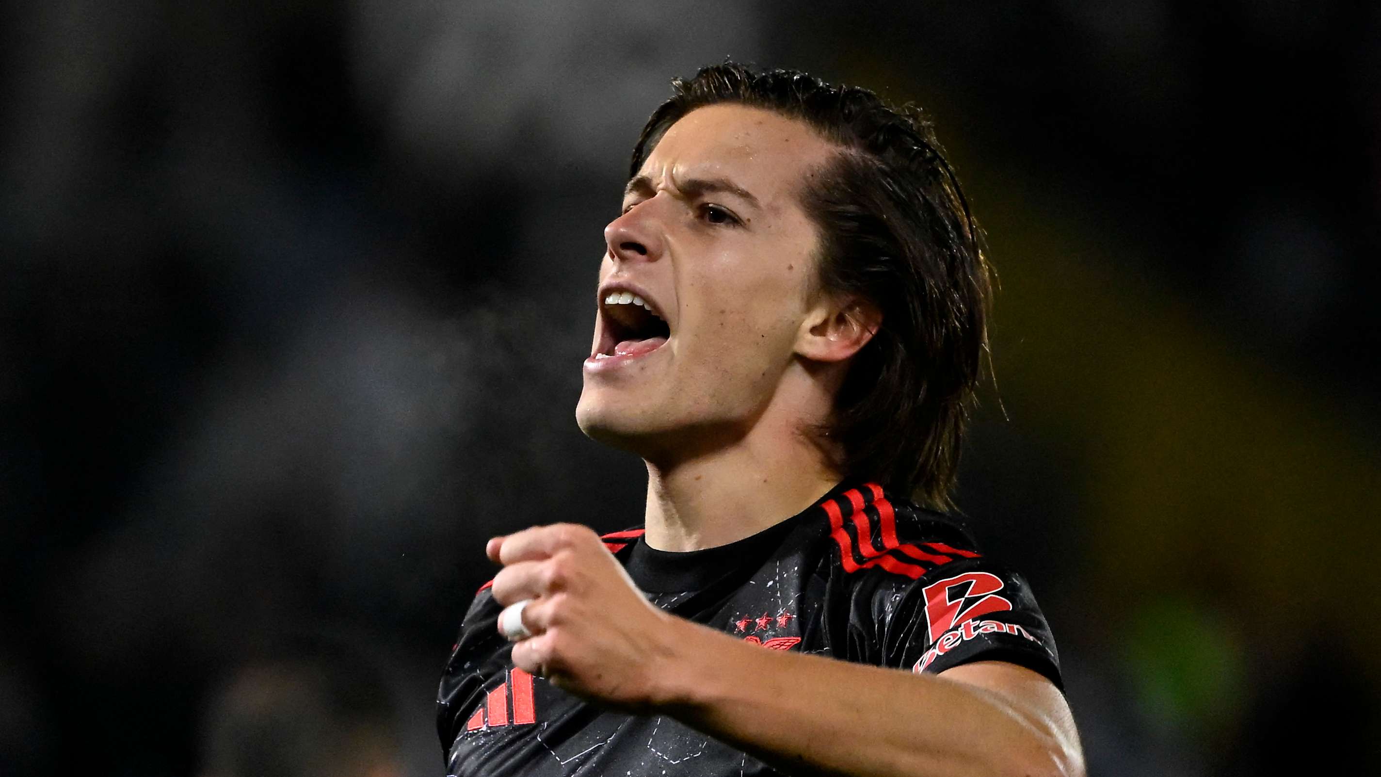 Madrid target Benfica's Carreras after meeting Huijsen clause  