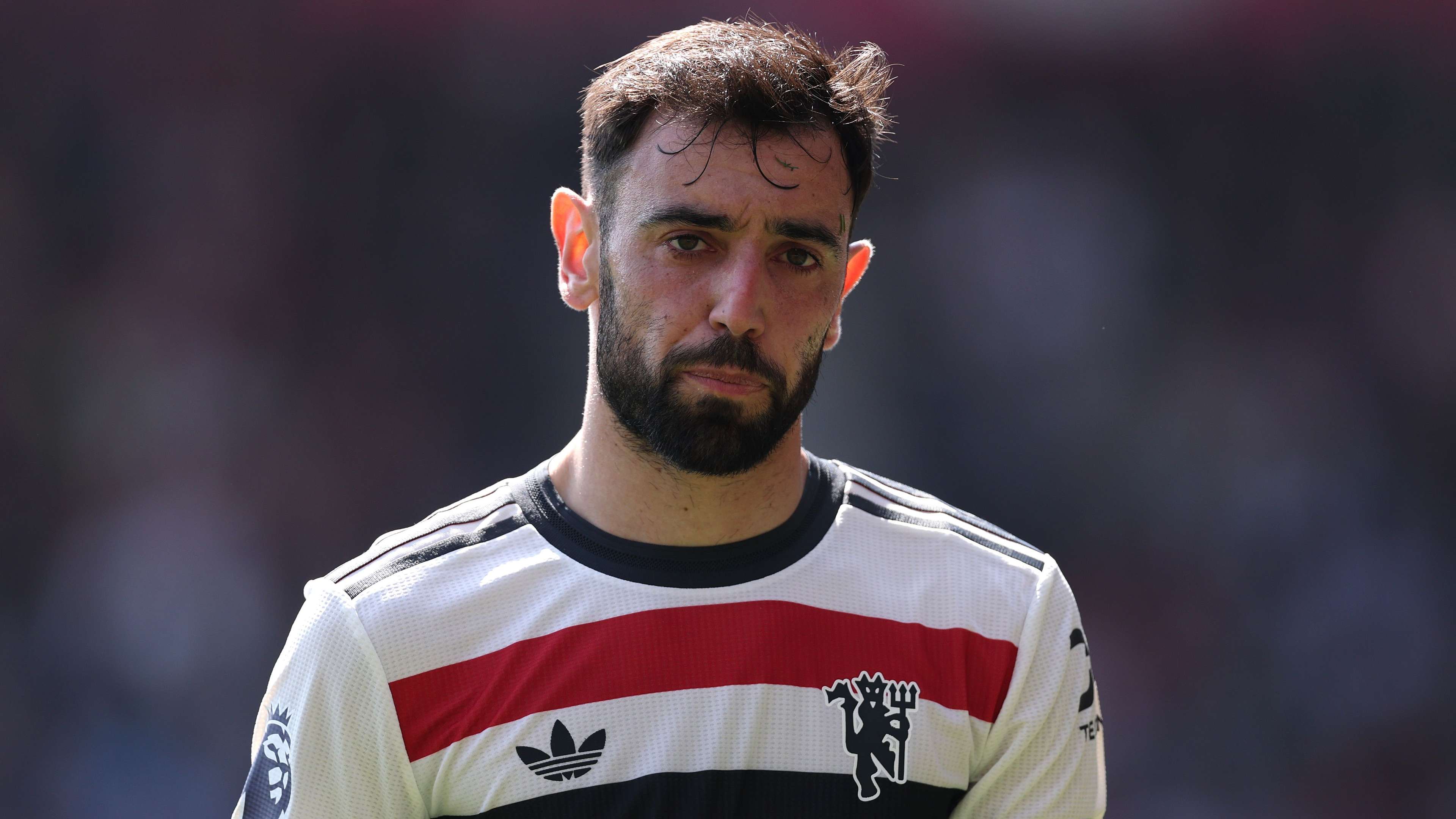 Man Utd receive huge Fernandes offer from Al-Hilal   Man Utd receive huge Fernandes offer from Al-Hilal
