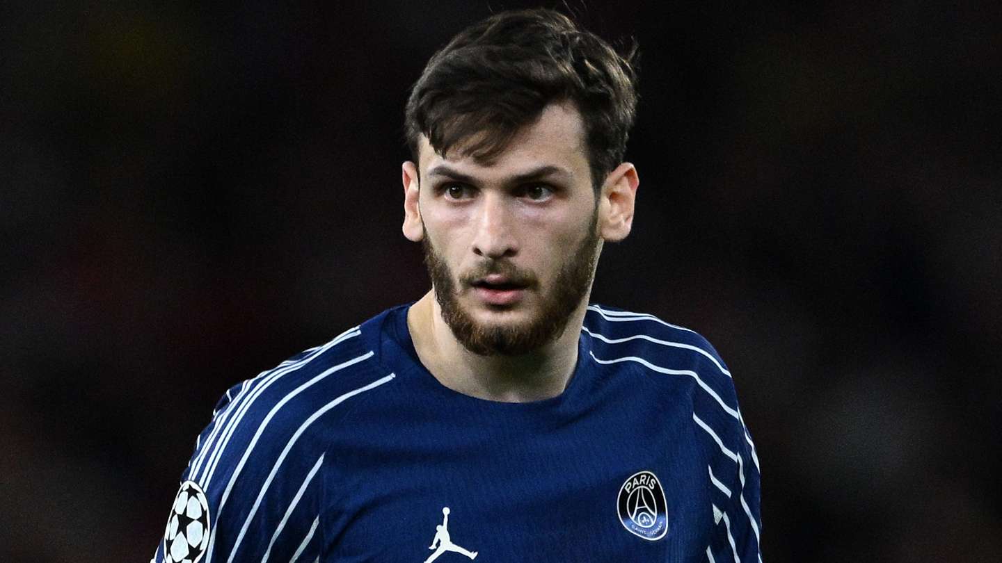 Kvaratskhelia pulls off unique one-season feat as Napoli win Serie A  