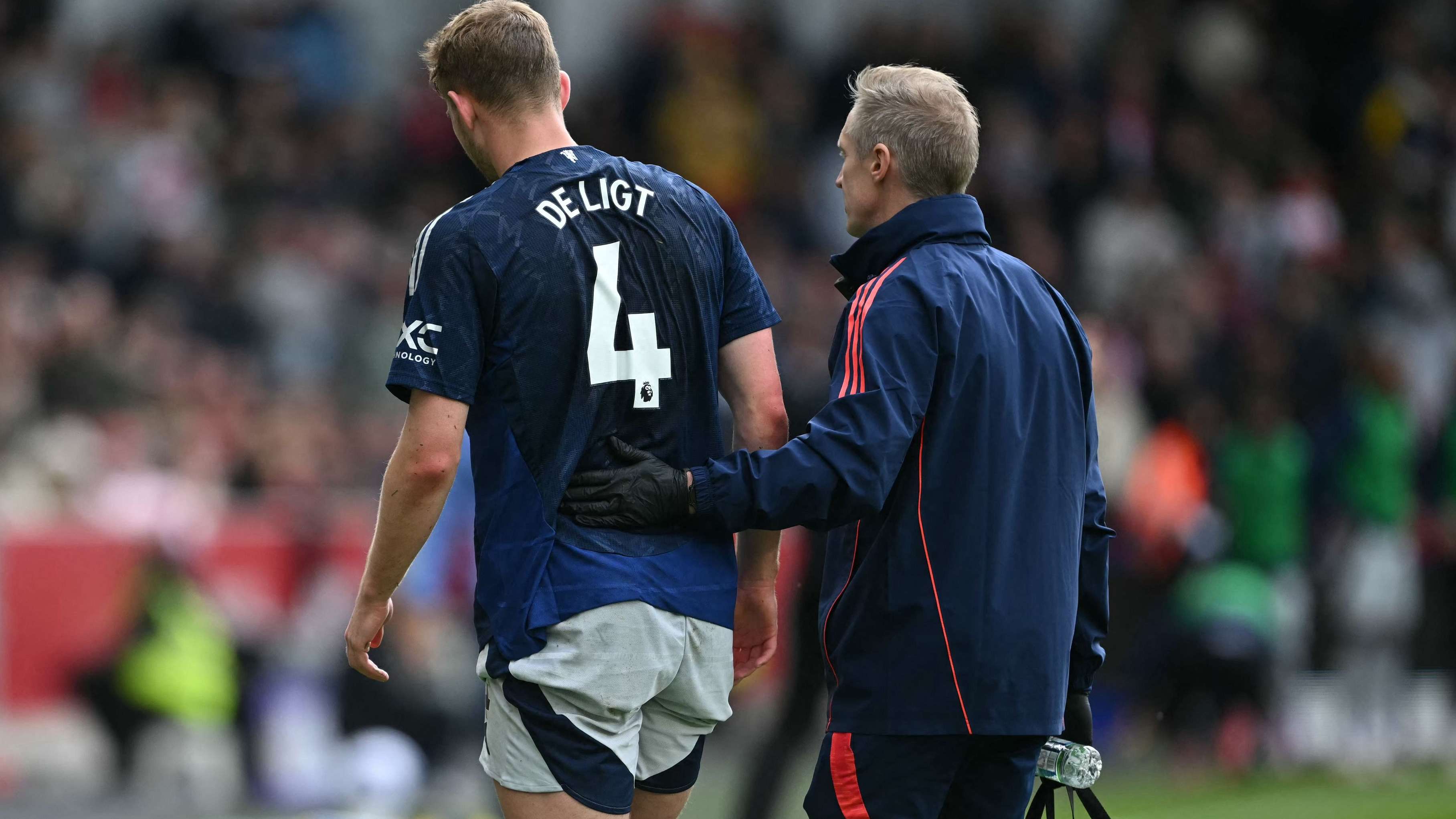 📽️ | Man Utd fears confirmed as Yoro & De Ligt absent from training  